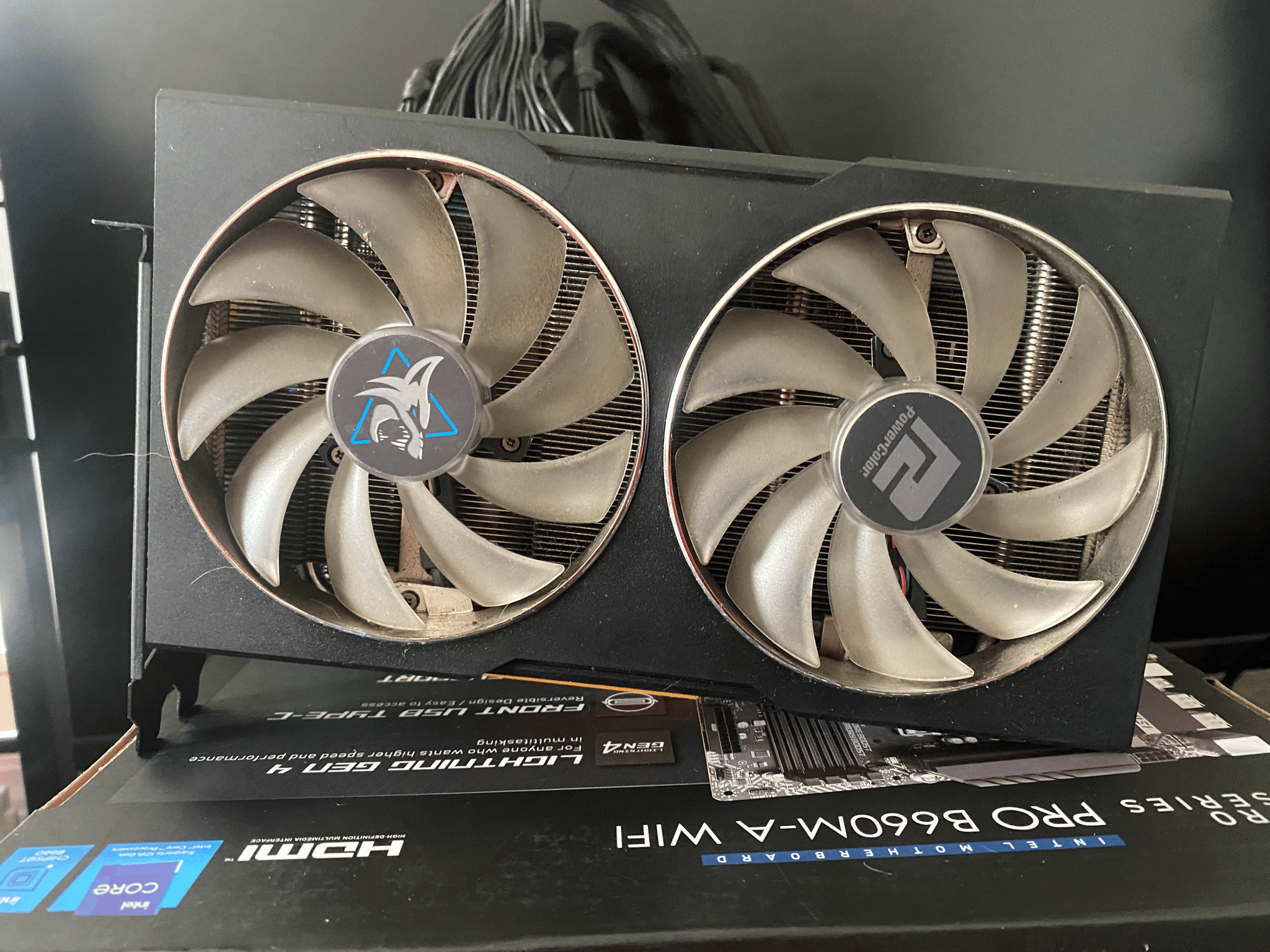 **For Parts/Repair** PowerColor Radeon RX 6600 Hellhound. 