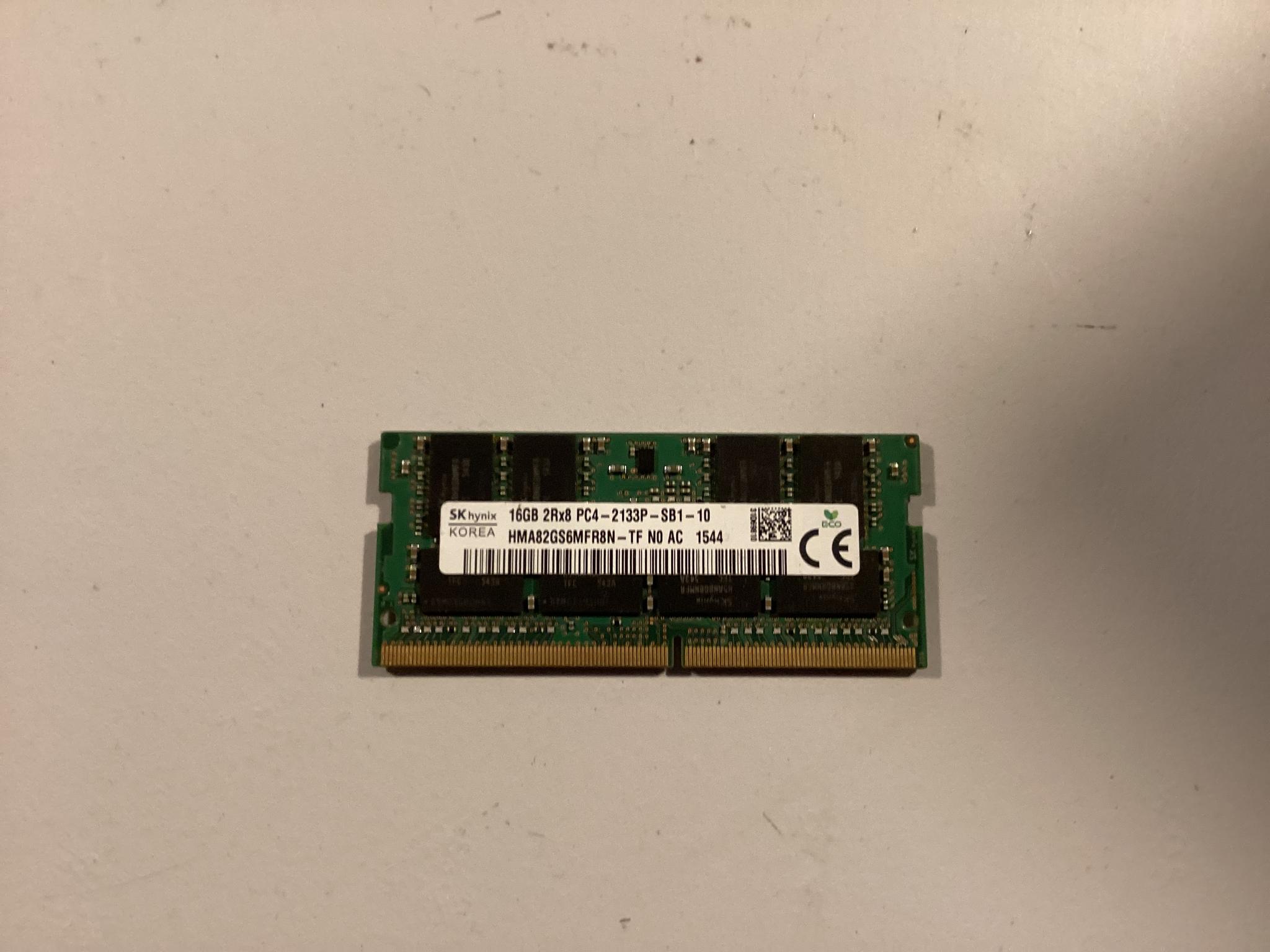 SK hynix 16gb DDR4 SO-DIMM