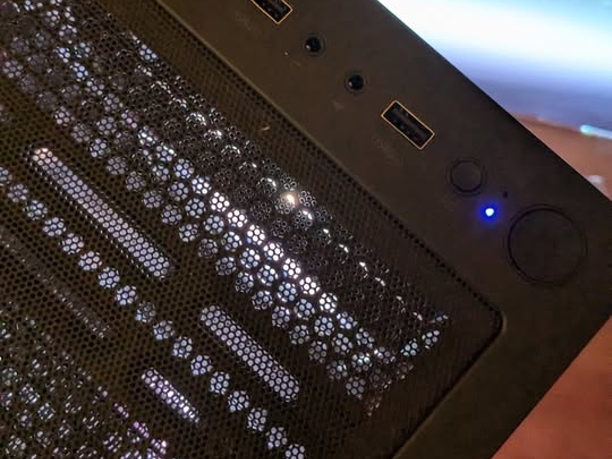 🔥RTX 4060 Ti, Ryzen 7 3700X, 16 GB RAM, 1 TB Storage