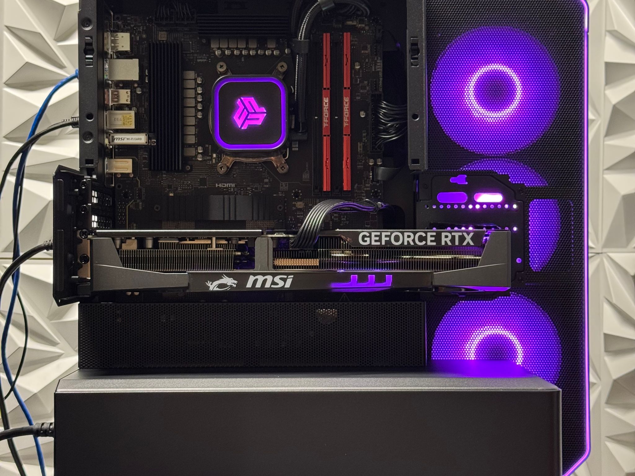 RTX 5070 Ti / Ryzen 7 9800X3D / 32GB DDR5 / 2TB SSD / EX5 Case / Gaming pc / creator pc / streaming