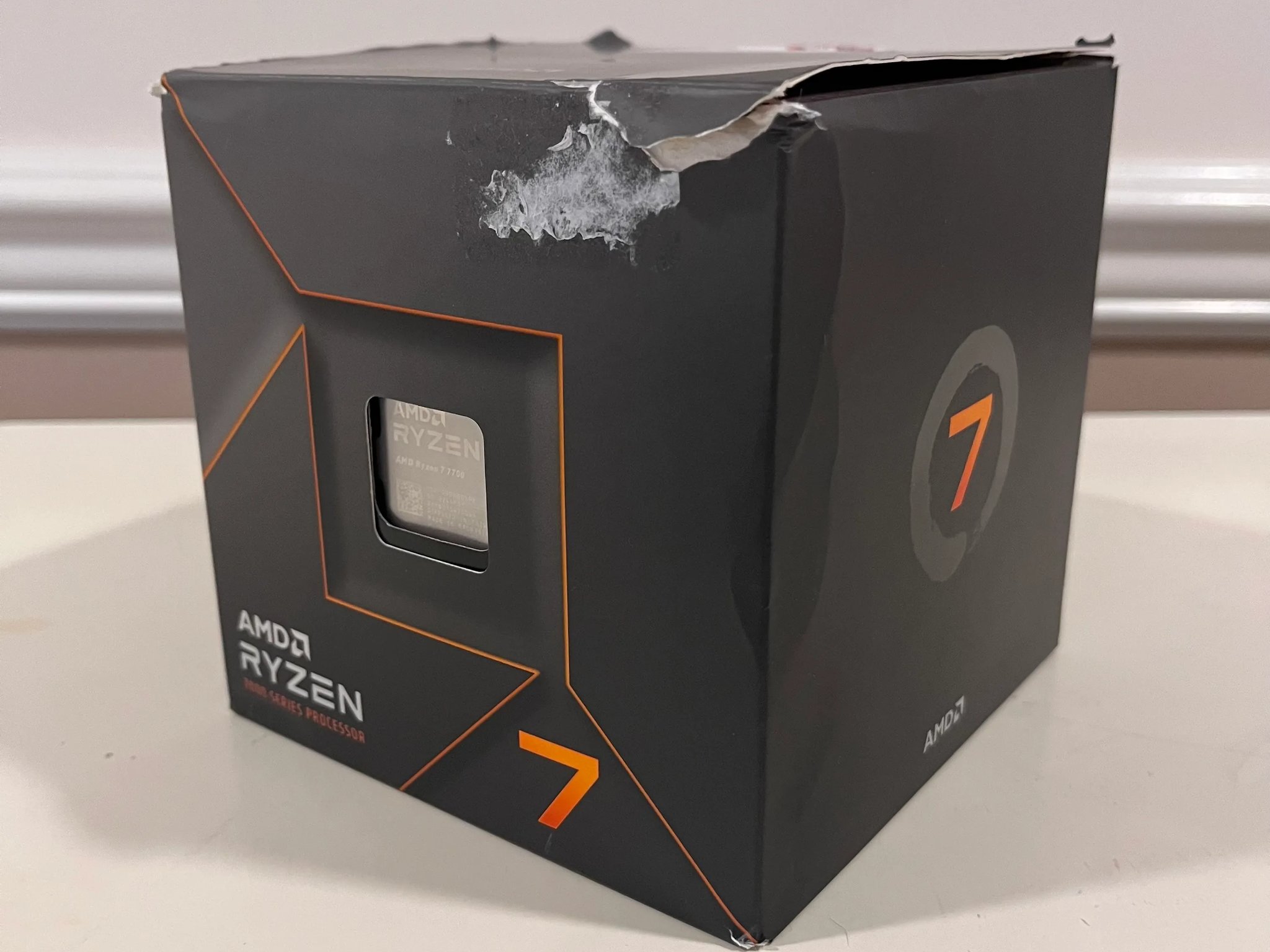 Like New Ryzen 7 7700