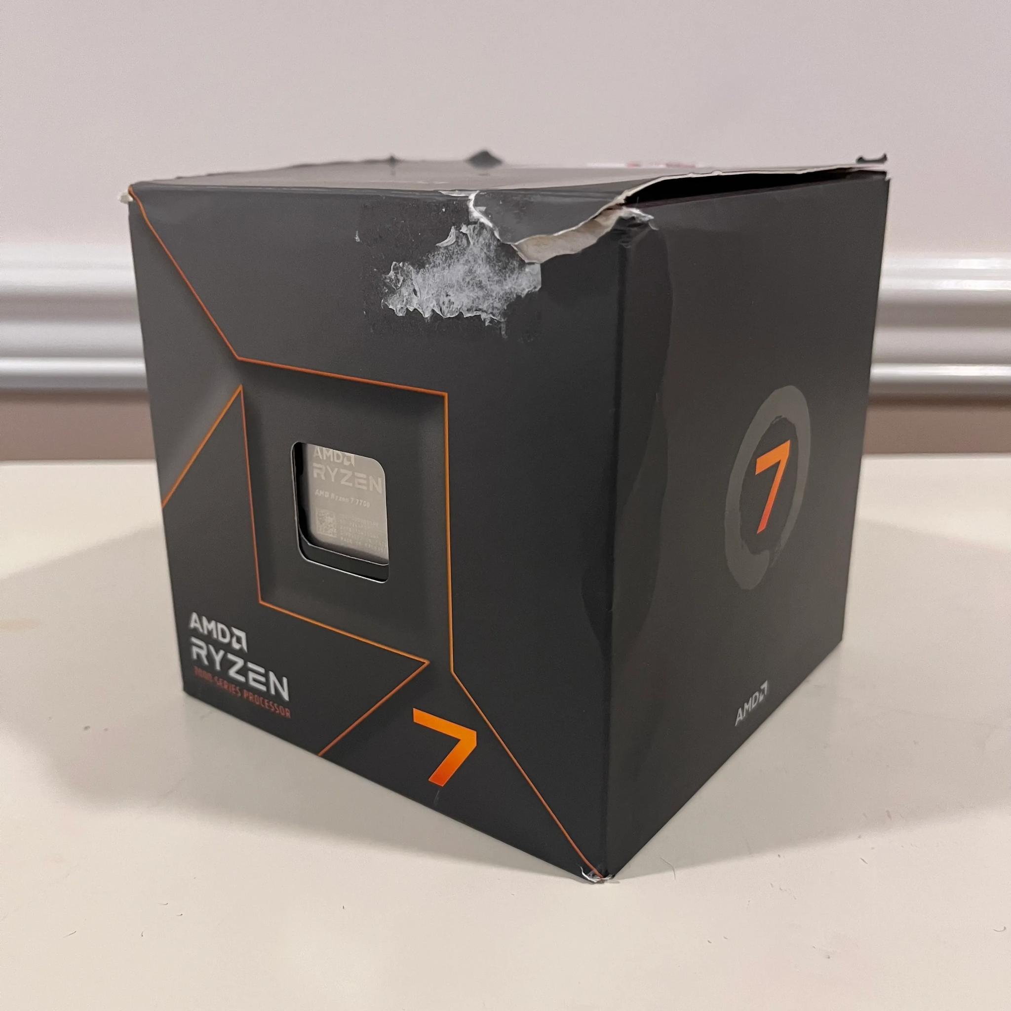 Like New Ryzen 7 7700