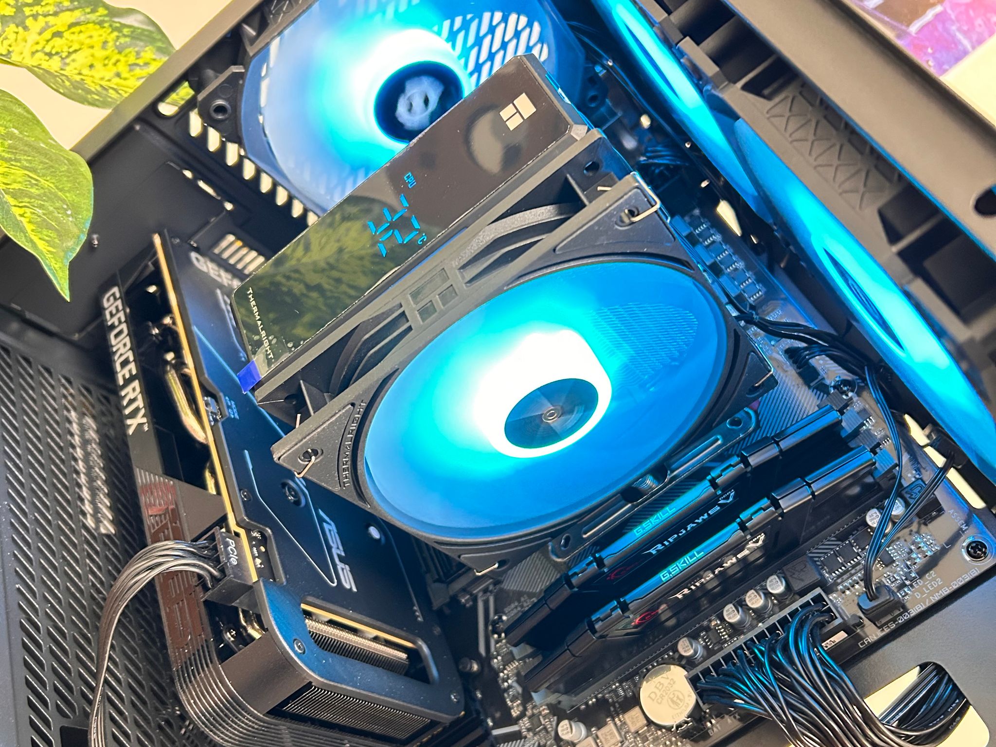 Copy of # 🌈"NOVA 5050" – RTX 50-Series Gaming & Local AI PC 🤖🎮