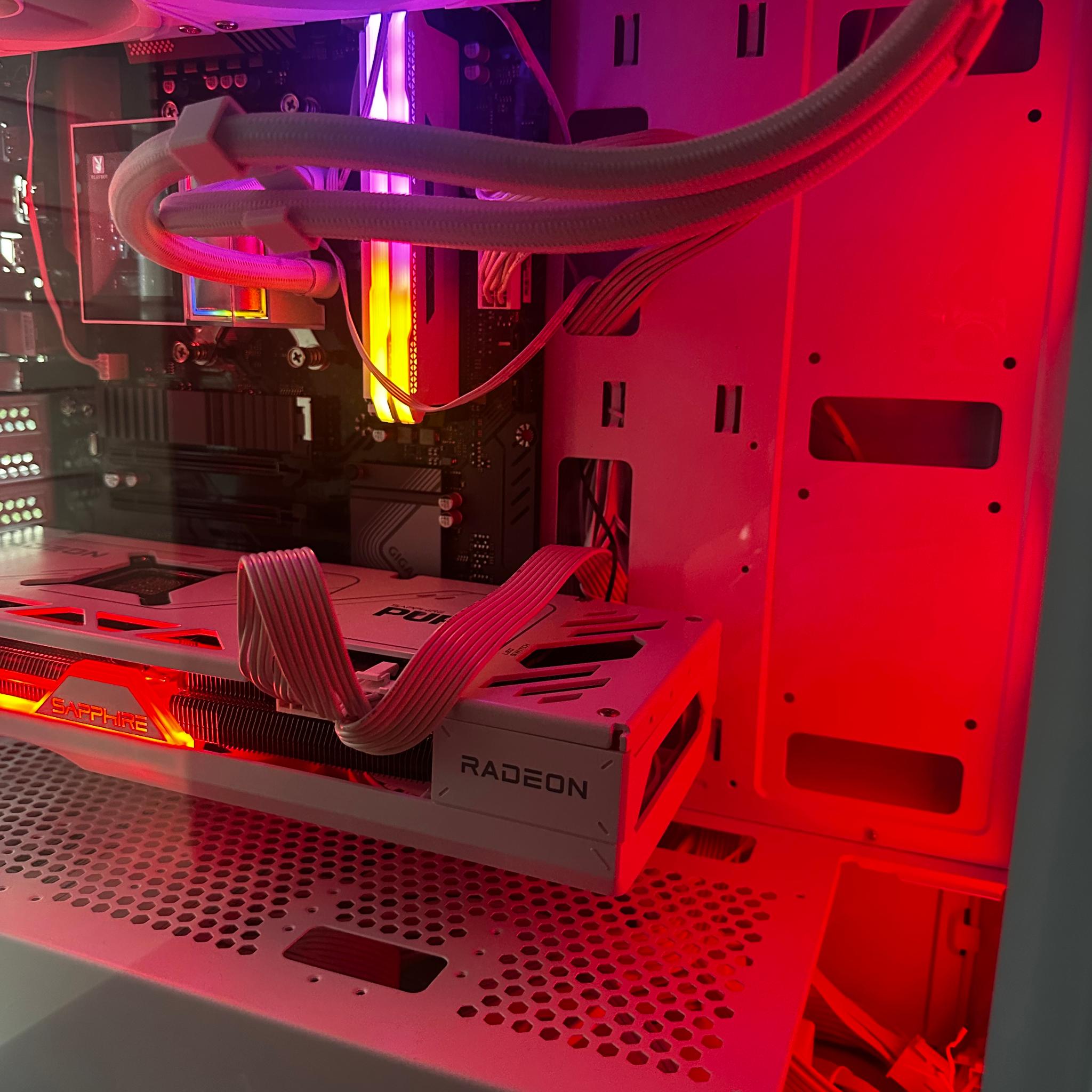 4K ALL WHITE GAMING PC ( CUSTOM BUILD )
