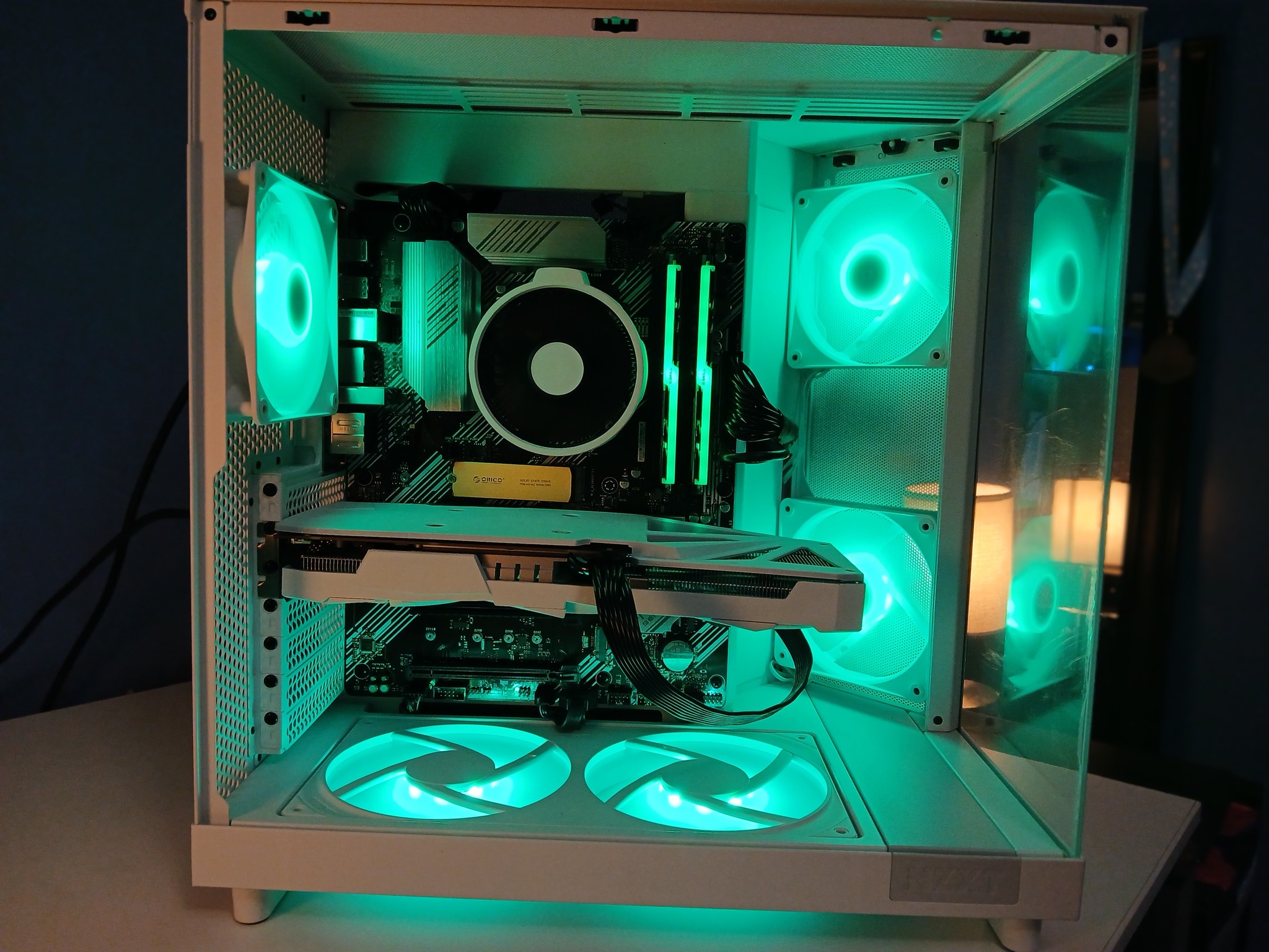 H6 FLOW deluxe| Tasteful RGB for the Perfect High end Aestetic Build