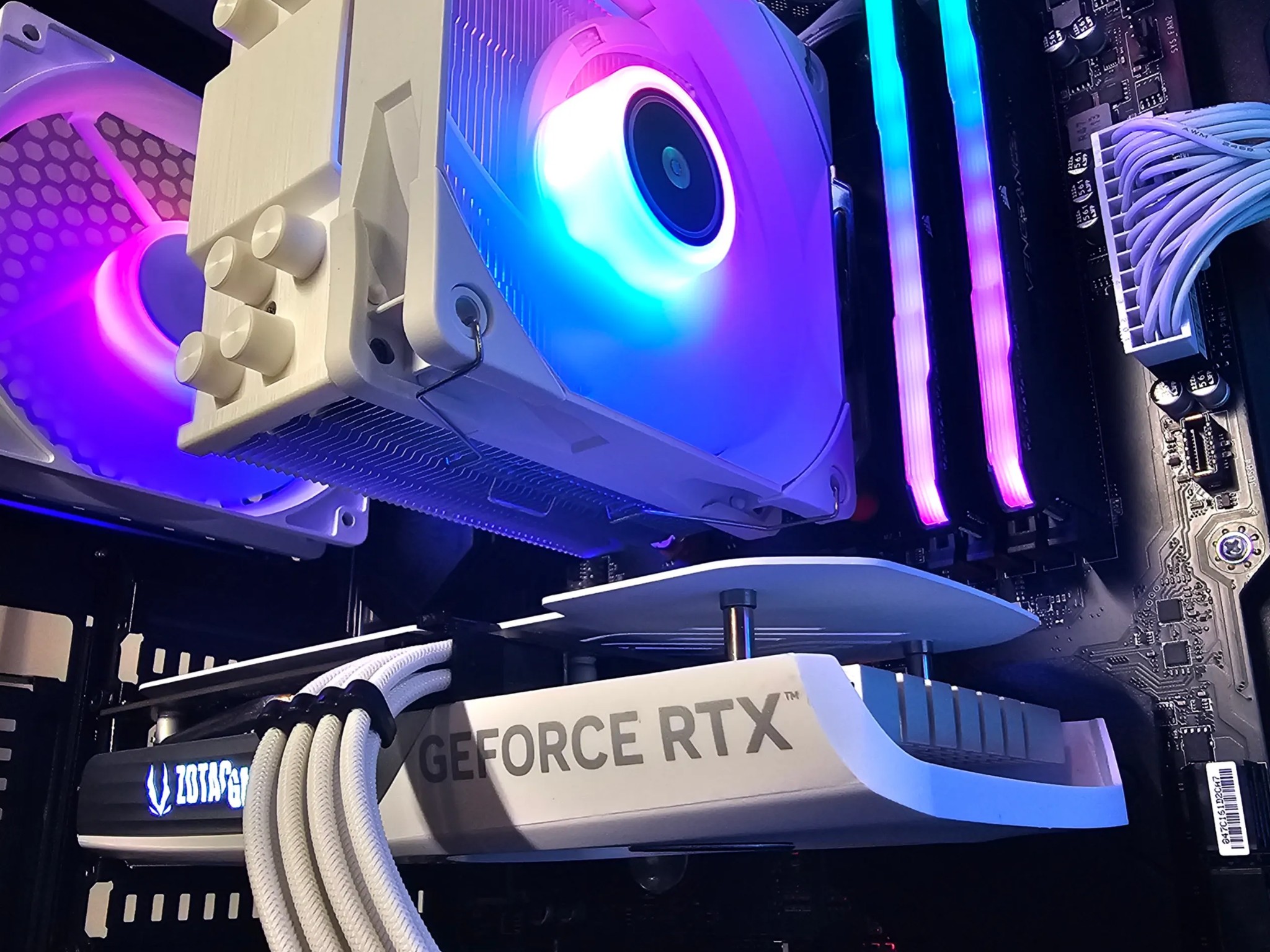 RTX 4060 8GB / Ryzen 5 5500 / 32GB DDR4 / 1TB SSD / Wi-Fi + BT /ɢᴜᴀʀᴅɪᴀɴ