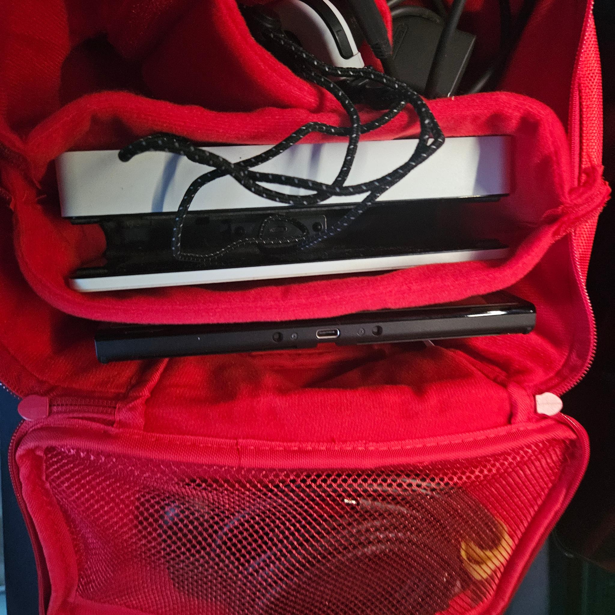 Nintendo Switch Oled w/ Accesories