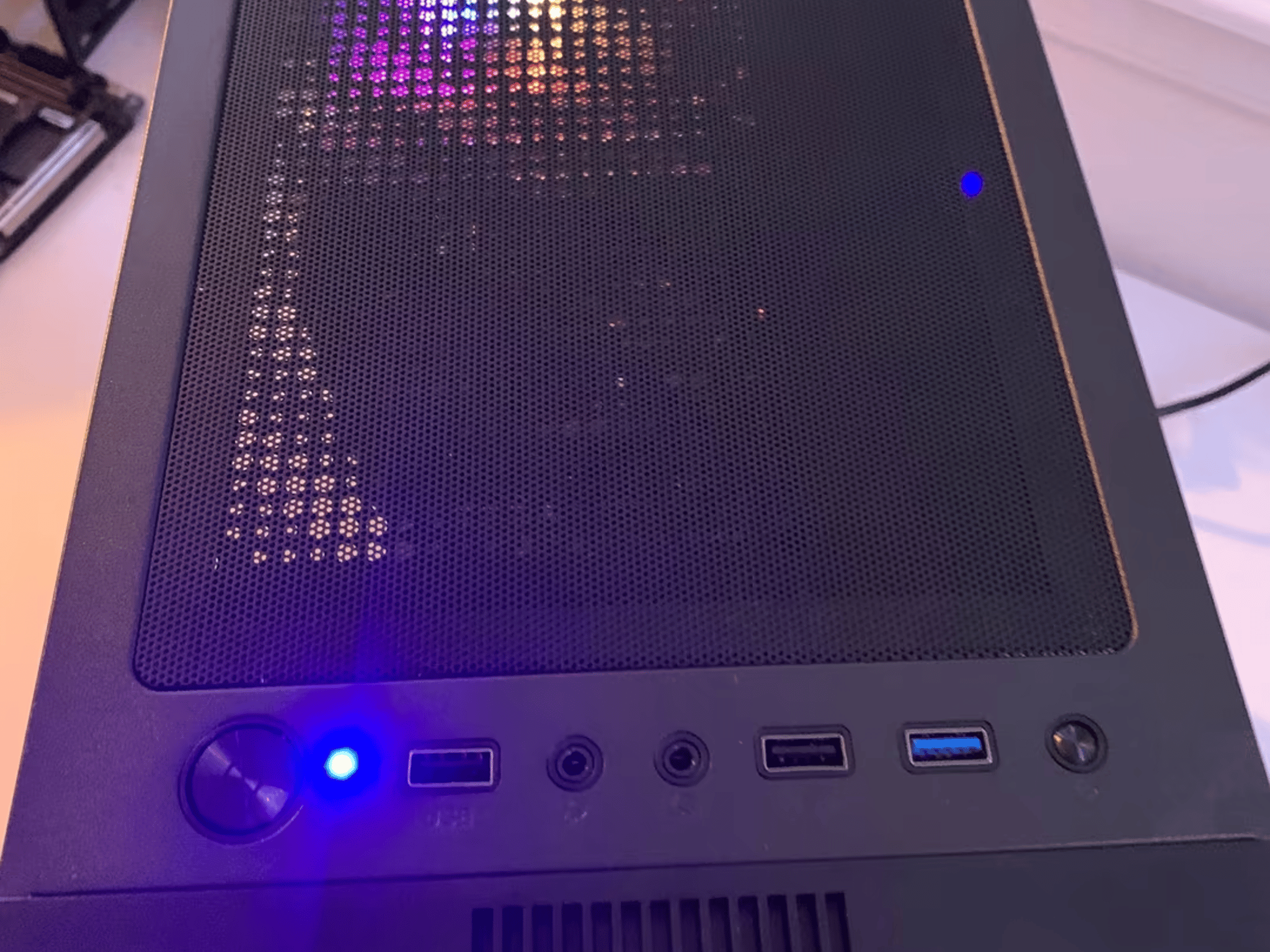Neophyte| I5-7500, RX 580 4GB Budget Gaming PC