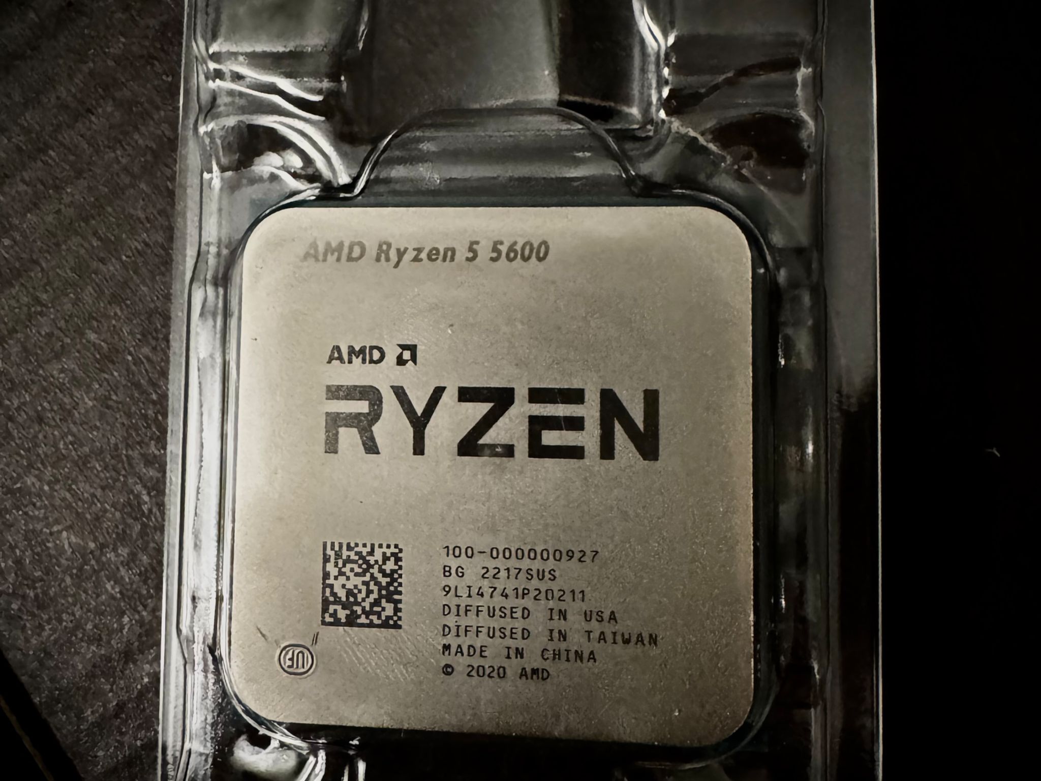 Ryzen 5 5600 with Wraith aRGB CPU cooler