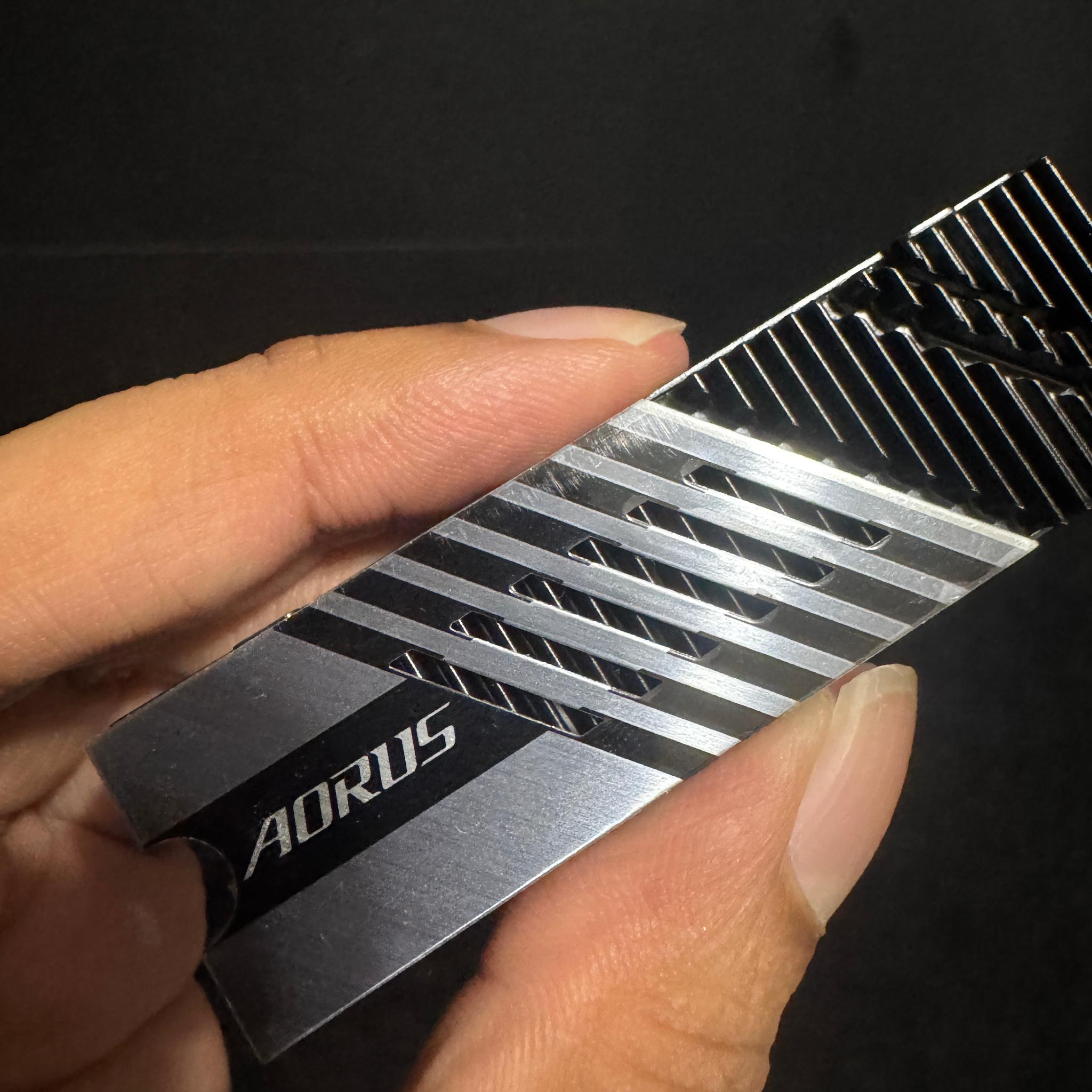 Gigabyte Aorus Gen4 7000s SSD - 1TB
