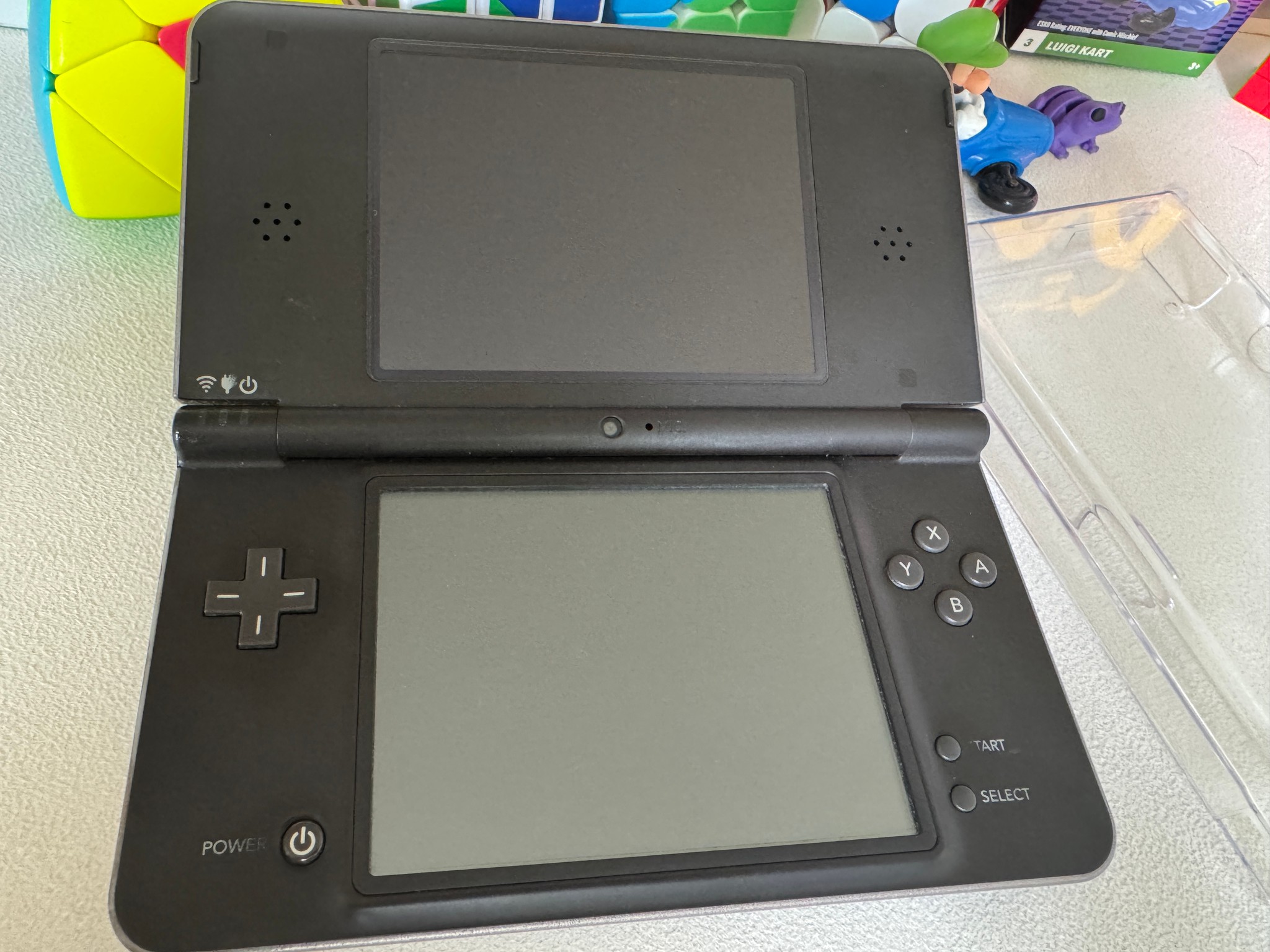 Nintendo DSi LL Black/Gold 32GB (Japan) | Jawa