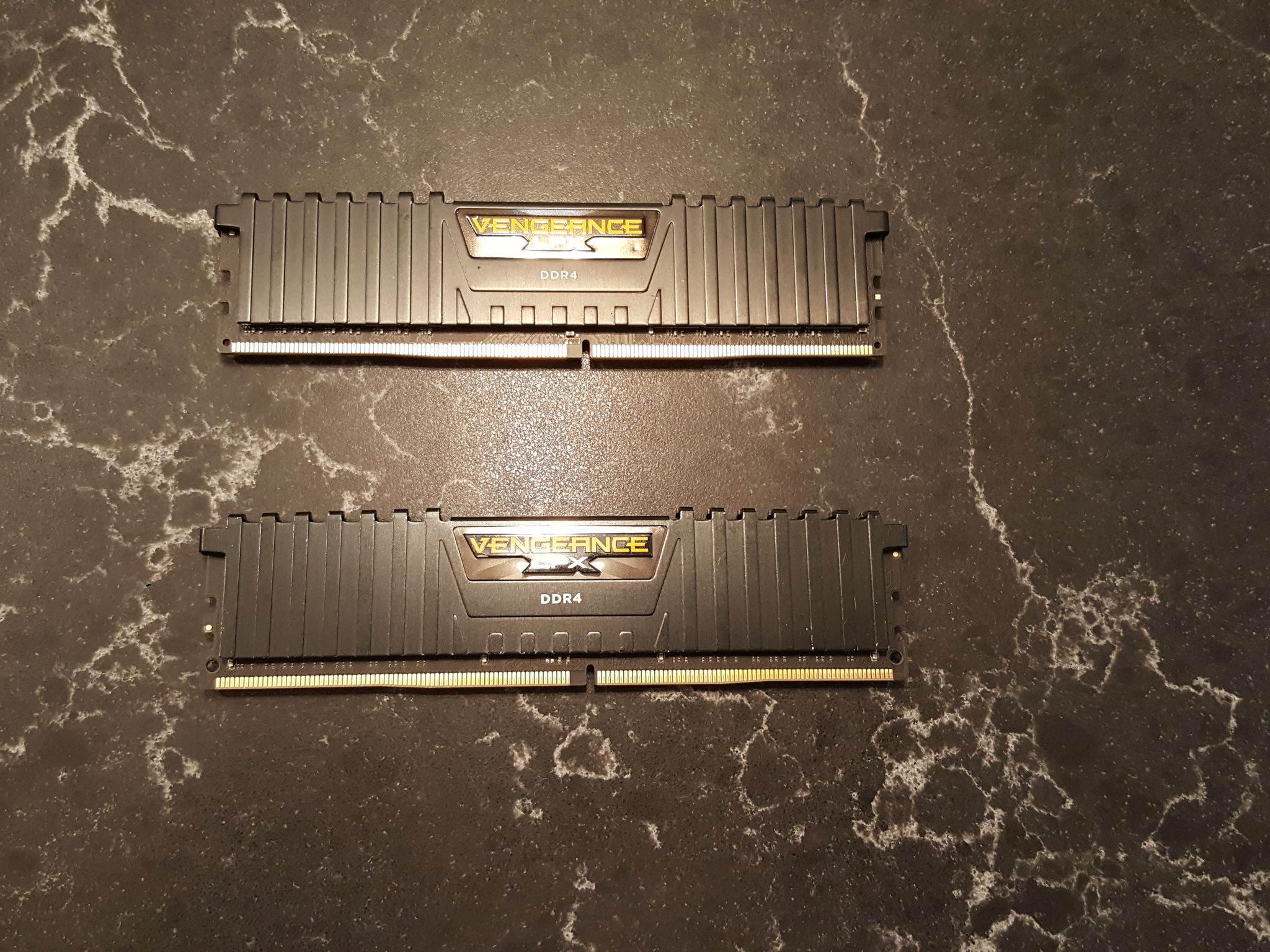 Corsair Vengeance LPX DDR4 3000MHz CL15 16GB (2X8)