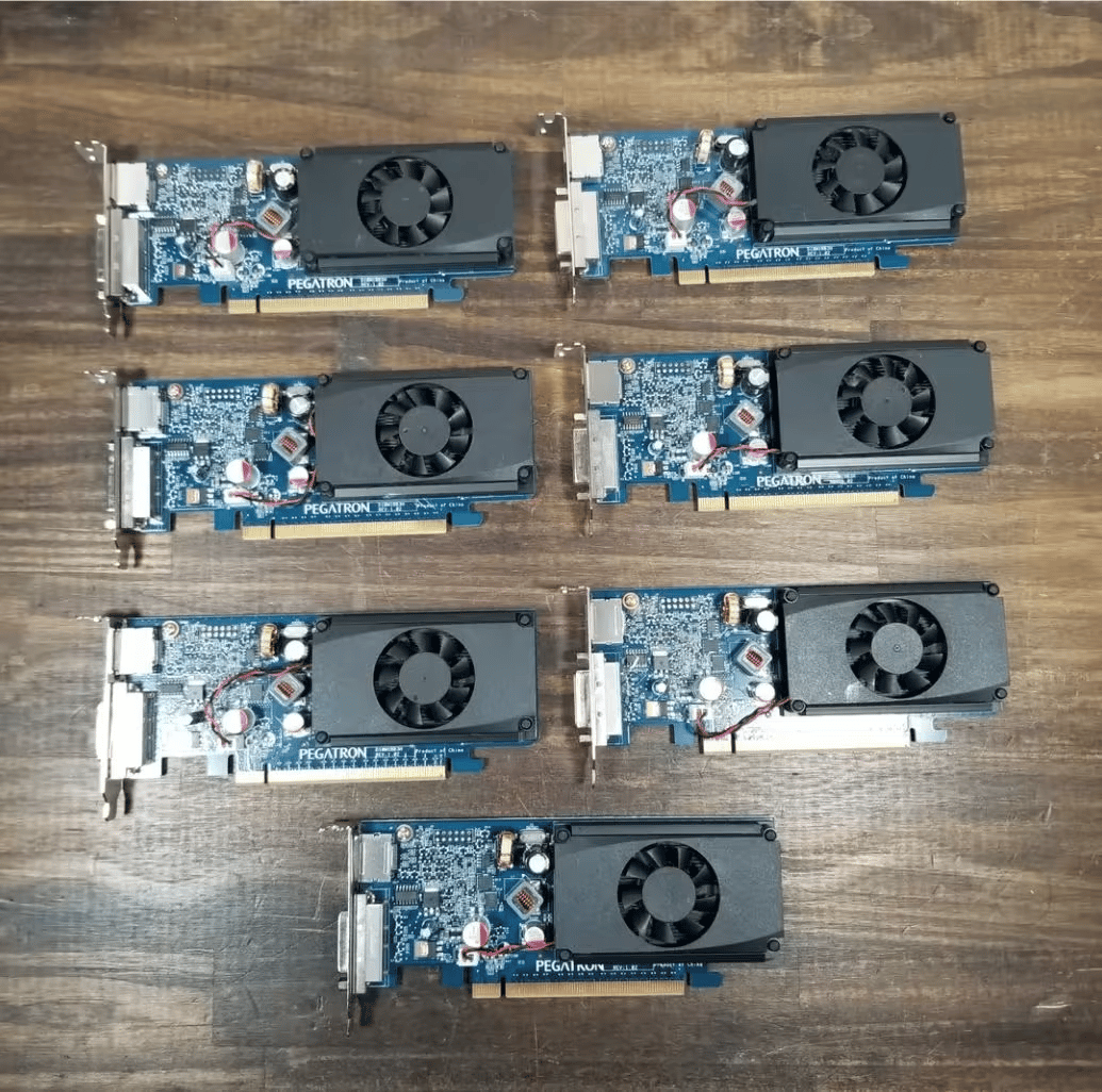 Nvidia GeForce 310 512MB // Pegatron D10M1BB3H Graphics Card 512MB