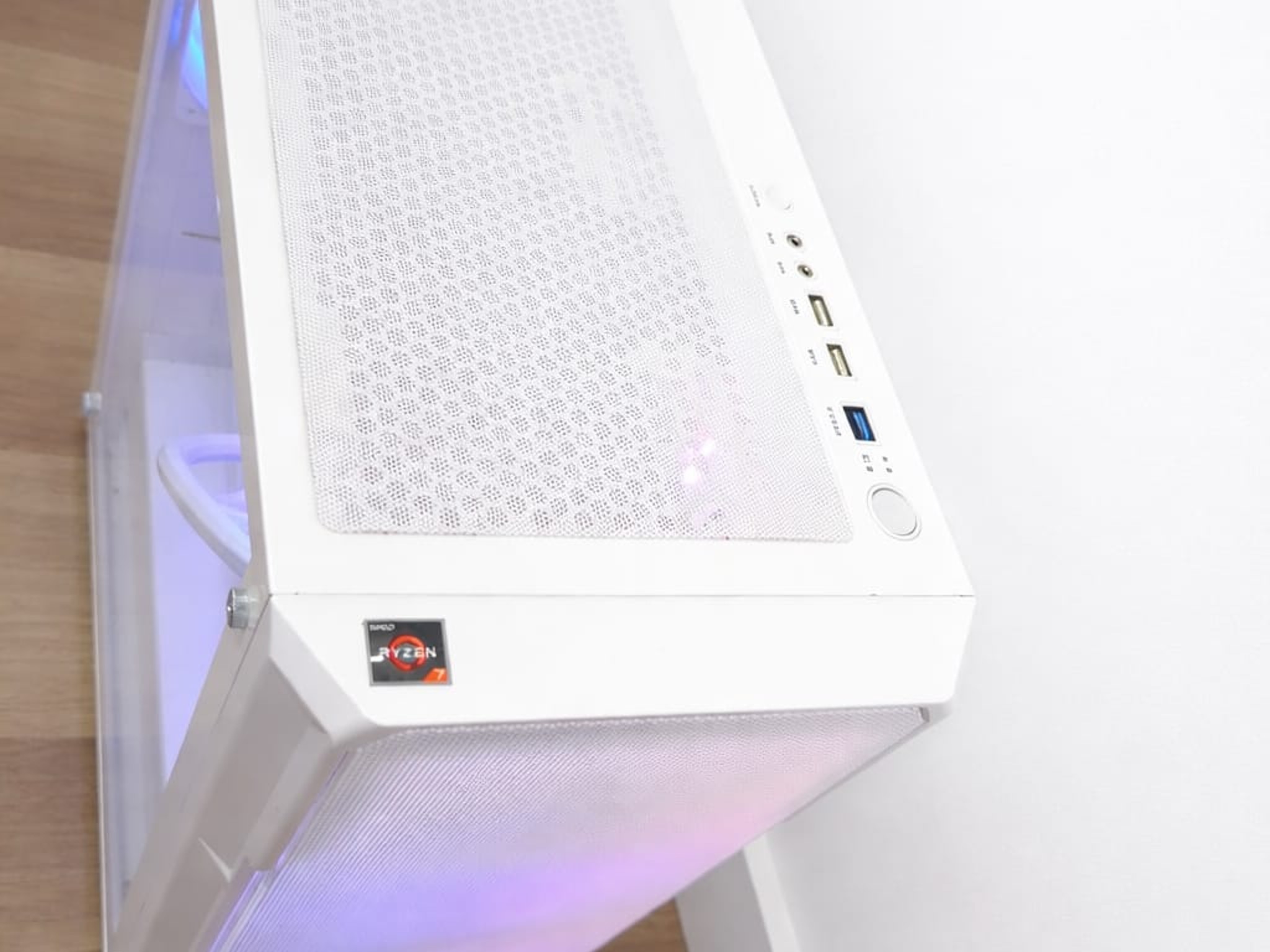 2K Gaming PC RTX 2080 Ti 11 GB Ryzen 7 2700X 32GB RAM 3200 HZ