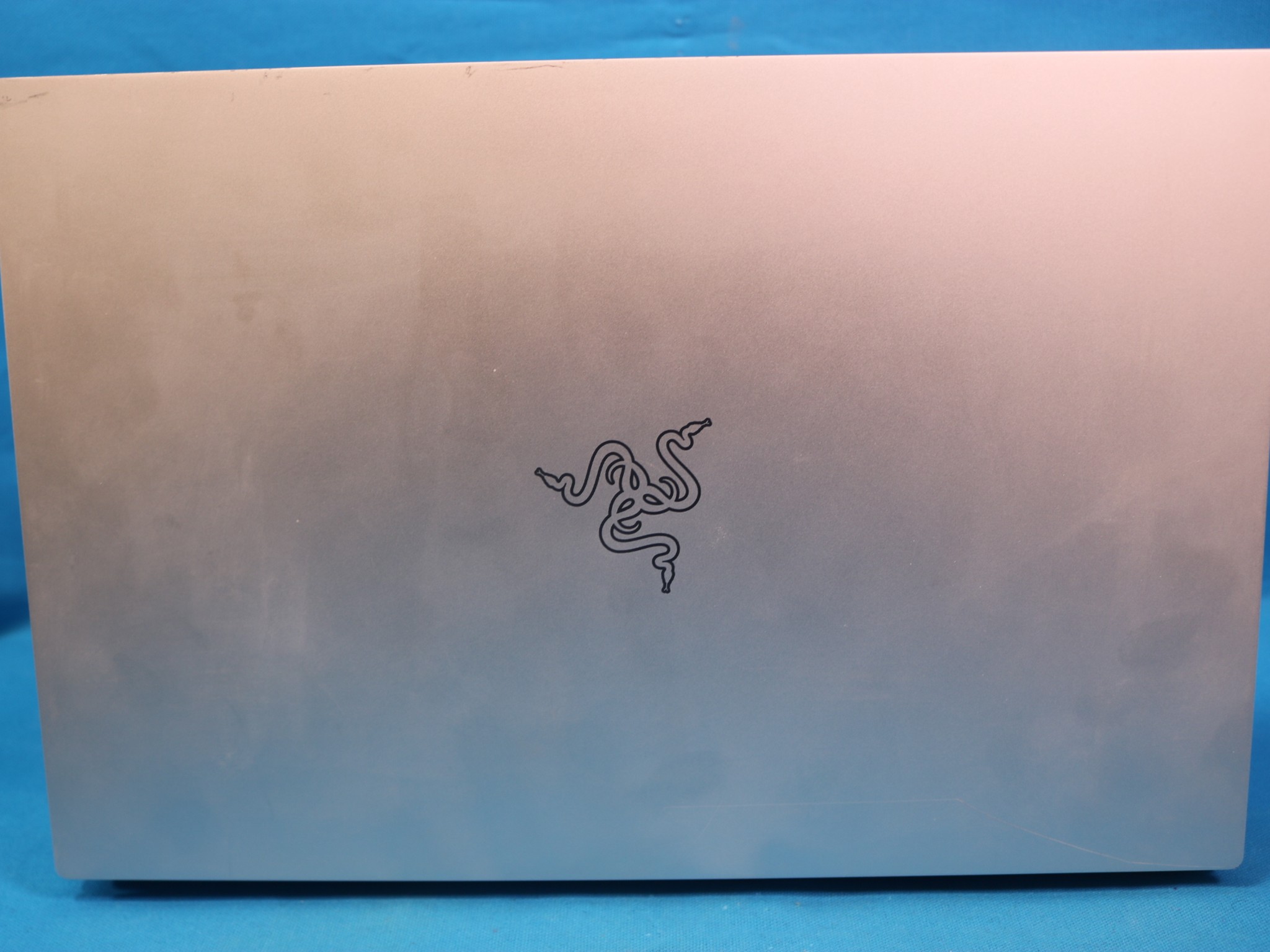 i7-10750H / RTX 2070 / 4K 15.6" OLED / 8GB RAM / 256GB NVME / Razer Blade 2020 Silver Gaming Laptop