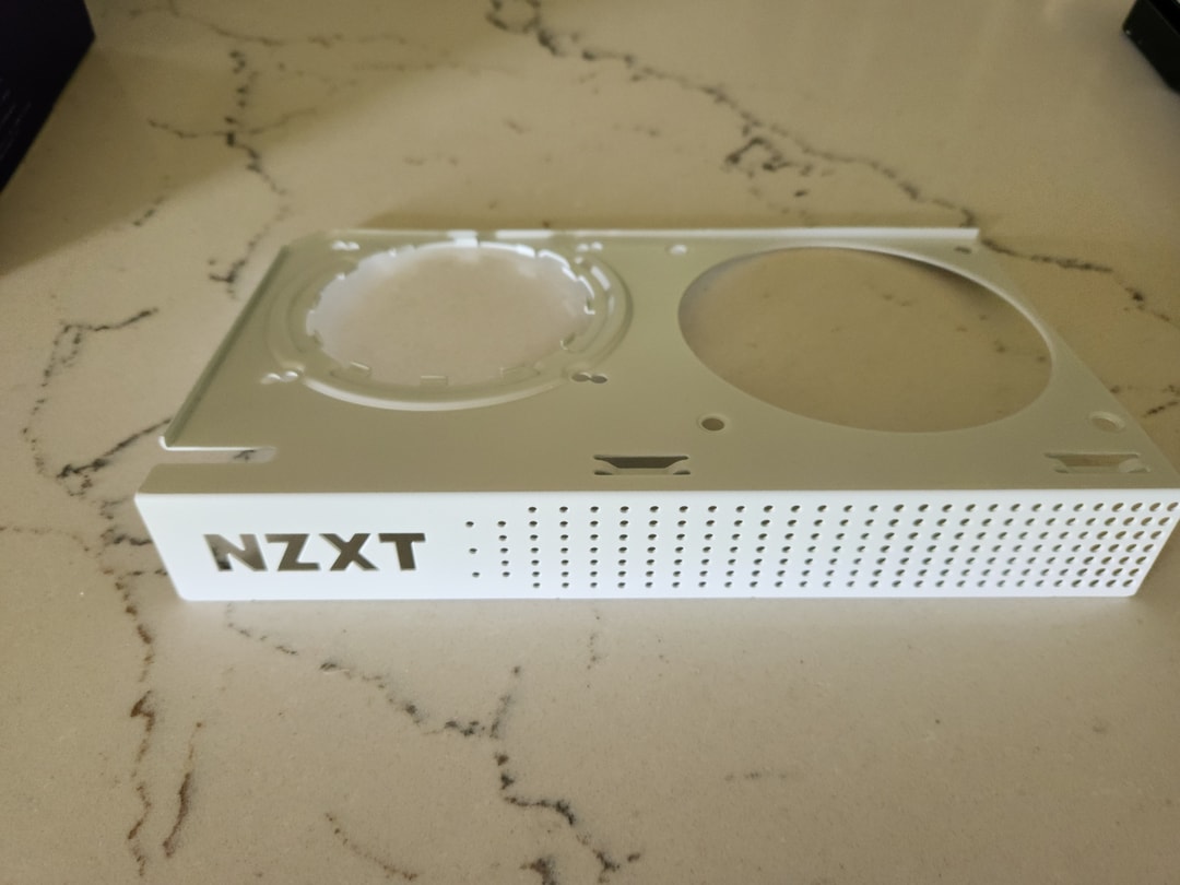 NLA NEW/OPEN BOX NZXT Kraken G12 GPU mounting kit | Jawa