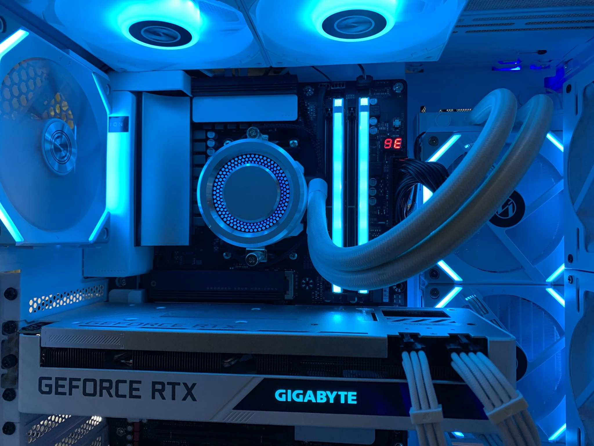 Vision Snow - Ryzen 5600x 3070 Gaming Pc 