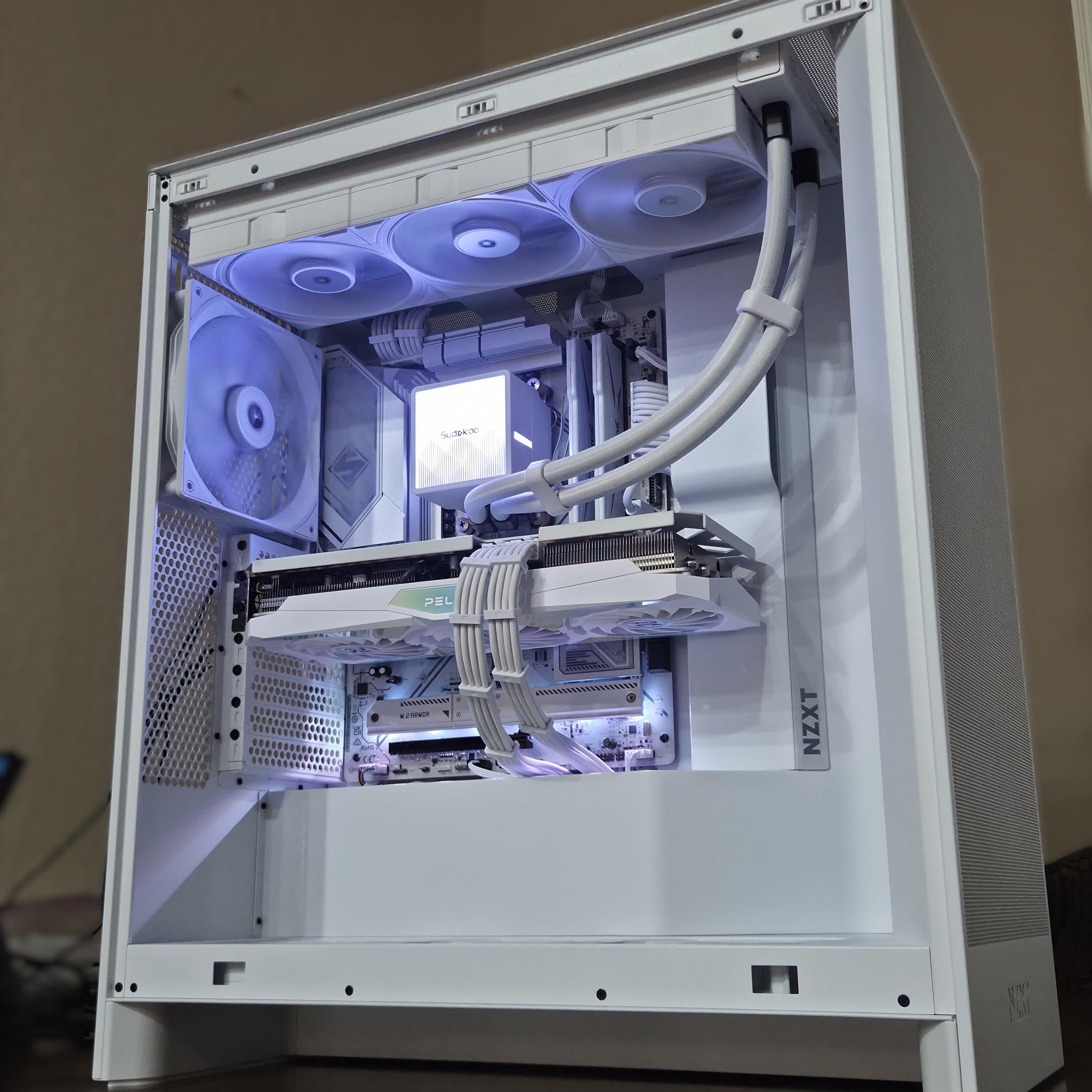 Frost Knight!❄️⚔️ 3080 Ti 12GB | 7600X3D | 32GB DDR5 | 1TB Gen4 NVMe