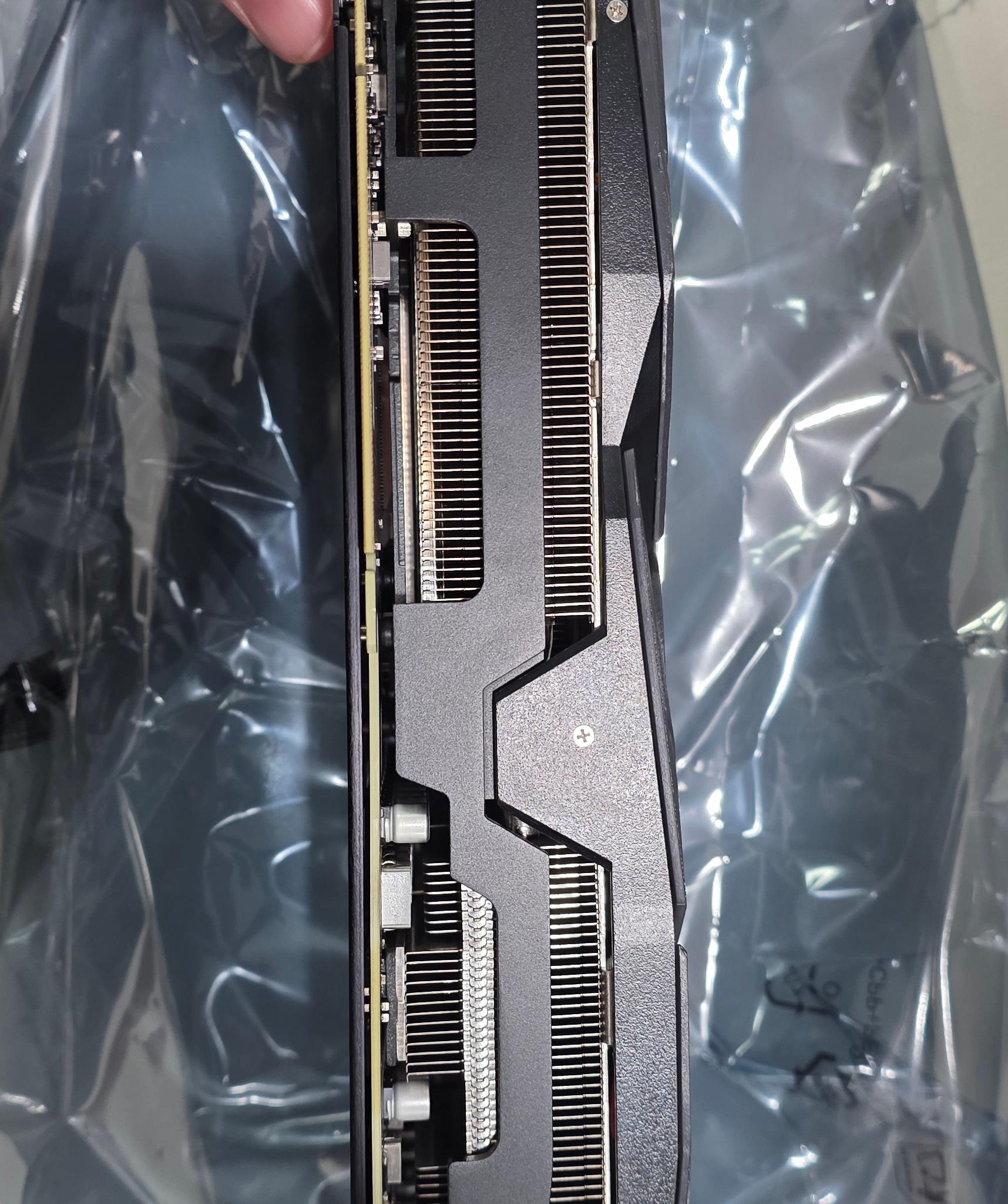 ASUS ROG Strix GeForce RTX 2080 SUPER GAMING