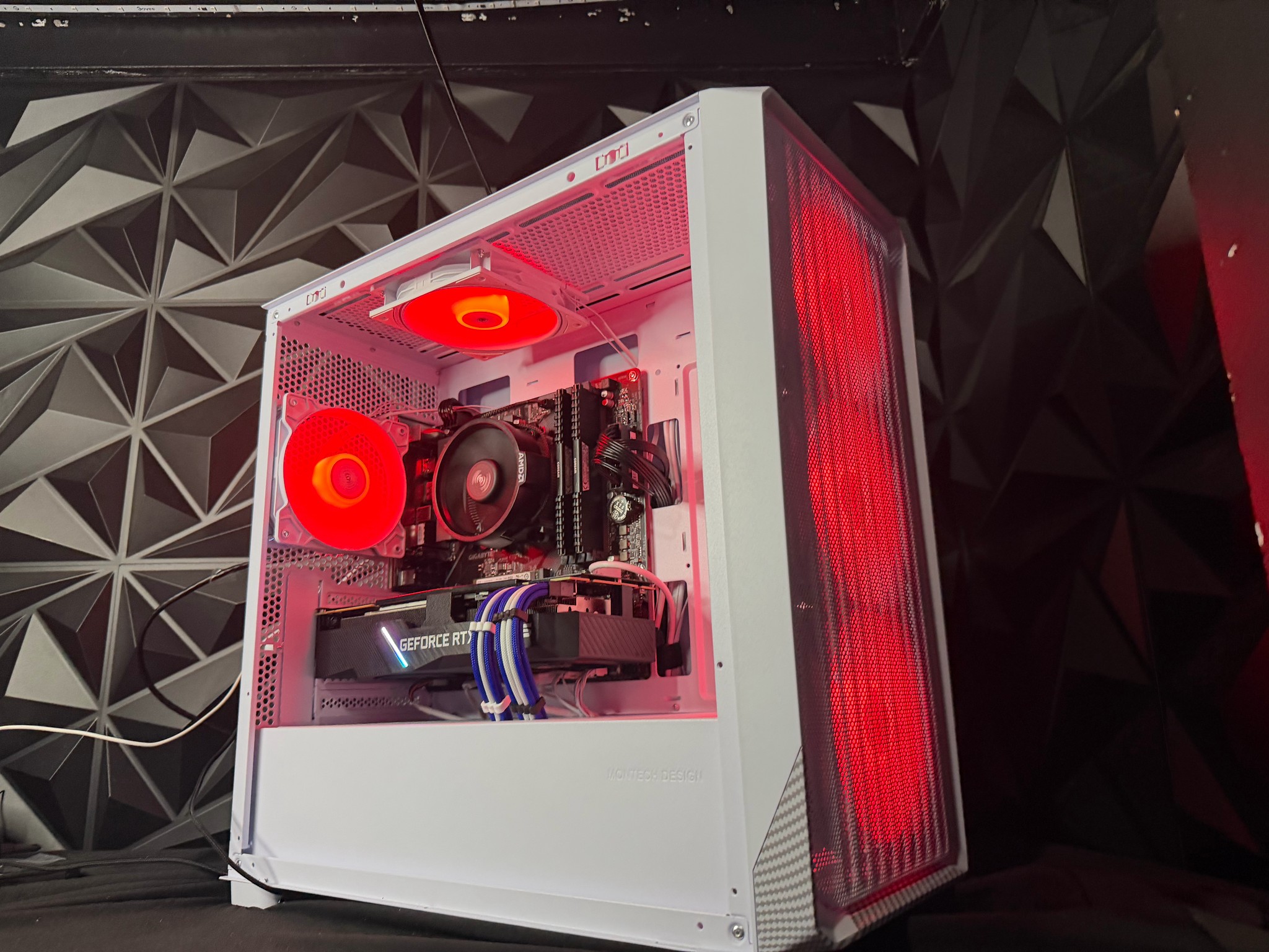 🔵⚡ BLUE FIBER ⚡🔵 Ryzen 5 5500| RTX 2080 Super | 16 GB DDR4| 1 TB SSD| 650W PSU