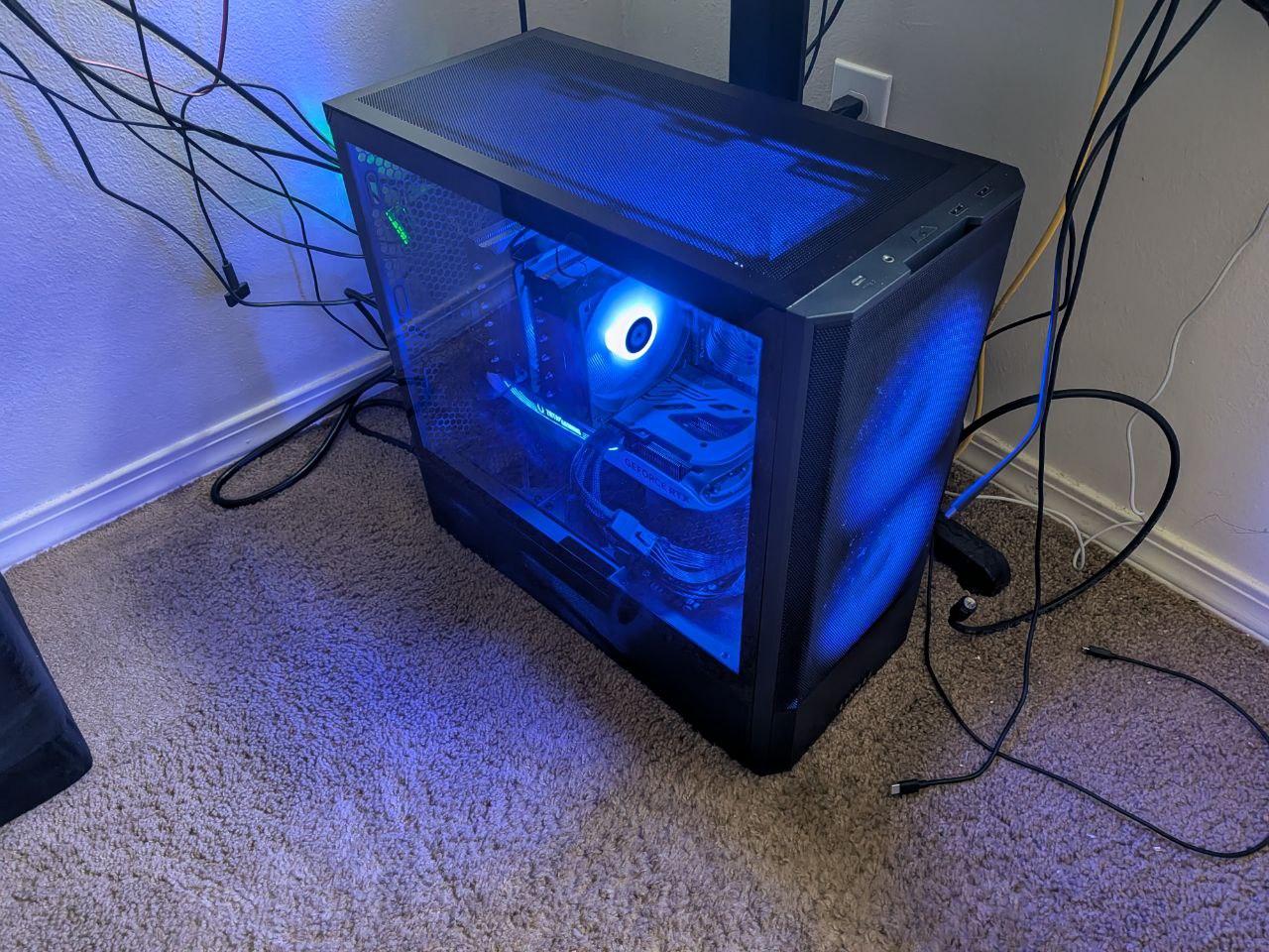 Gaming PC: 4080 Super, 9800X3D, 32GB DDR5, 2TB ssd nvme