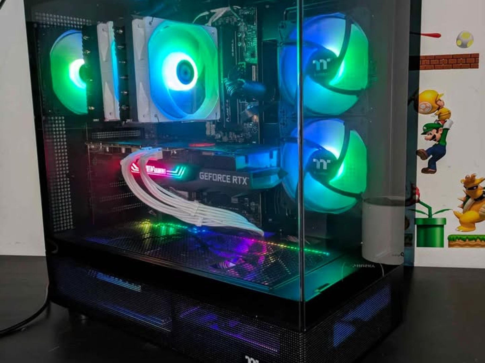 Ryzen 7 7700X | RTX 3070 Ti | 1TB NVMe | 32GB DDR5