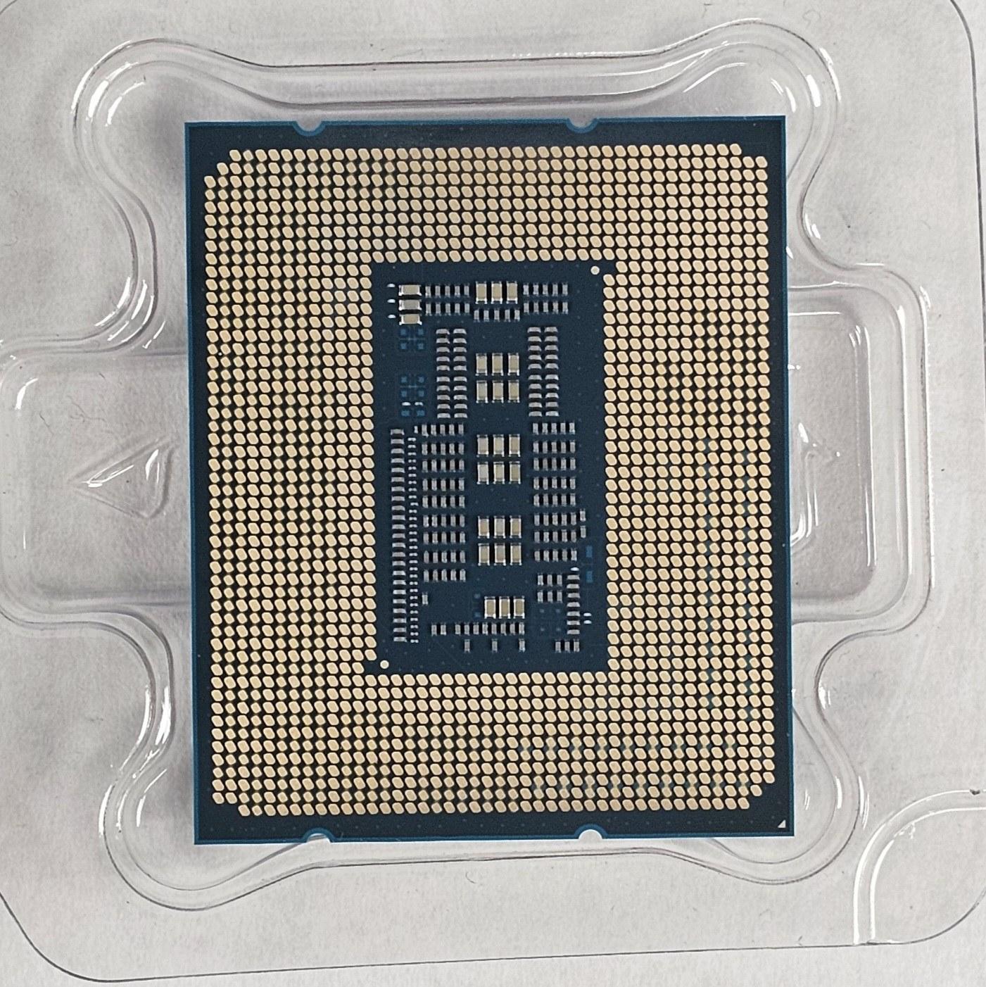 Intel Core i7-13700F LGA1700