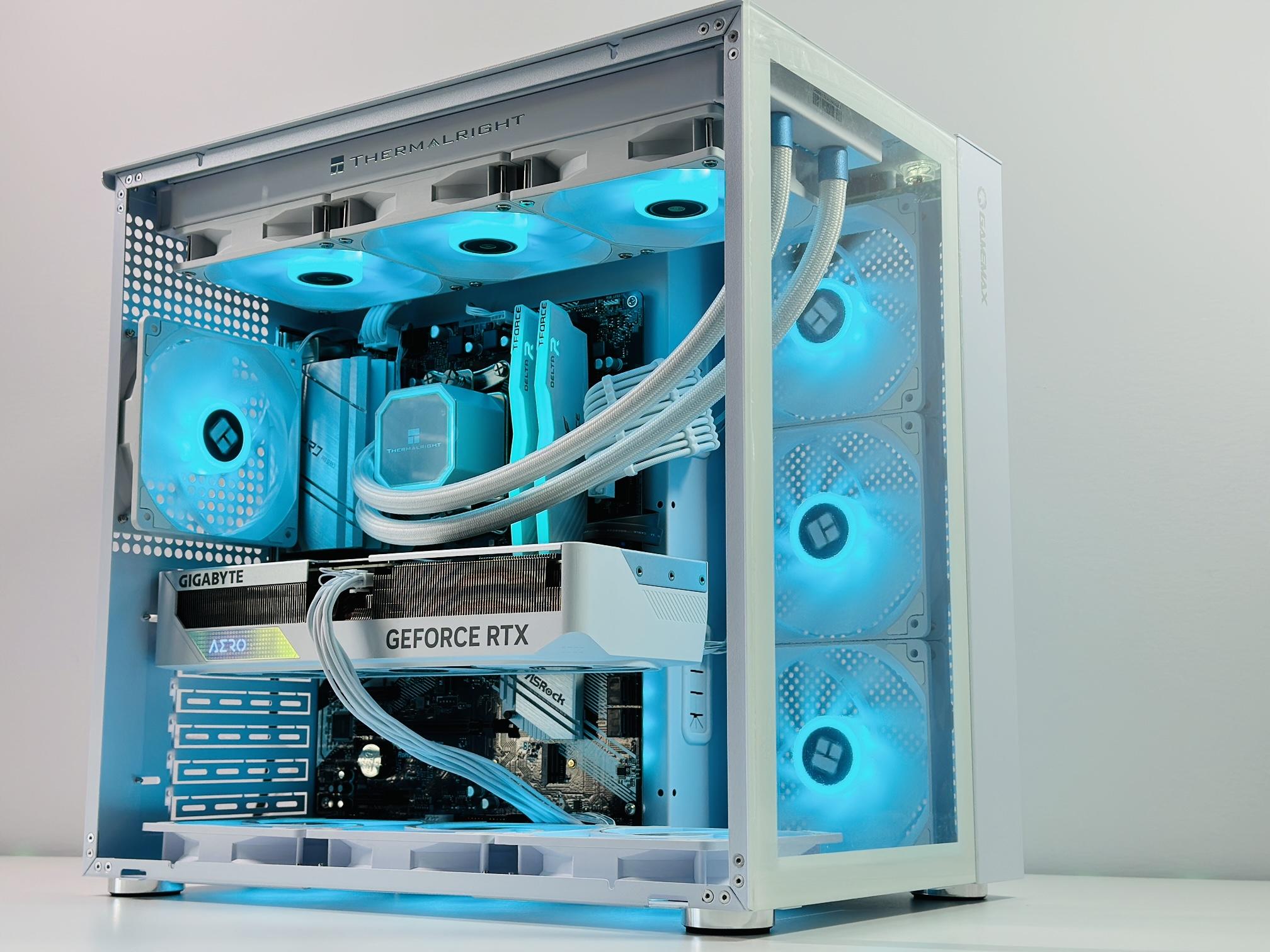 🧊Frozen 🧊Gaming PC❄️Nvidia RTX 4070 12GB❄️Intel 12600KF 10-core❄️32GB DDR4❄️1TB NVME