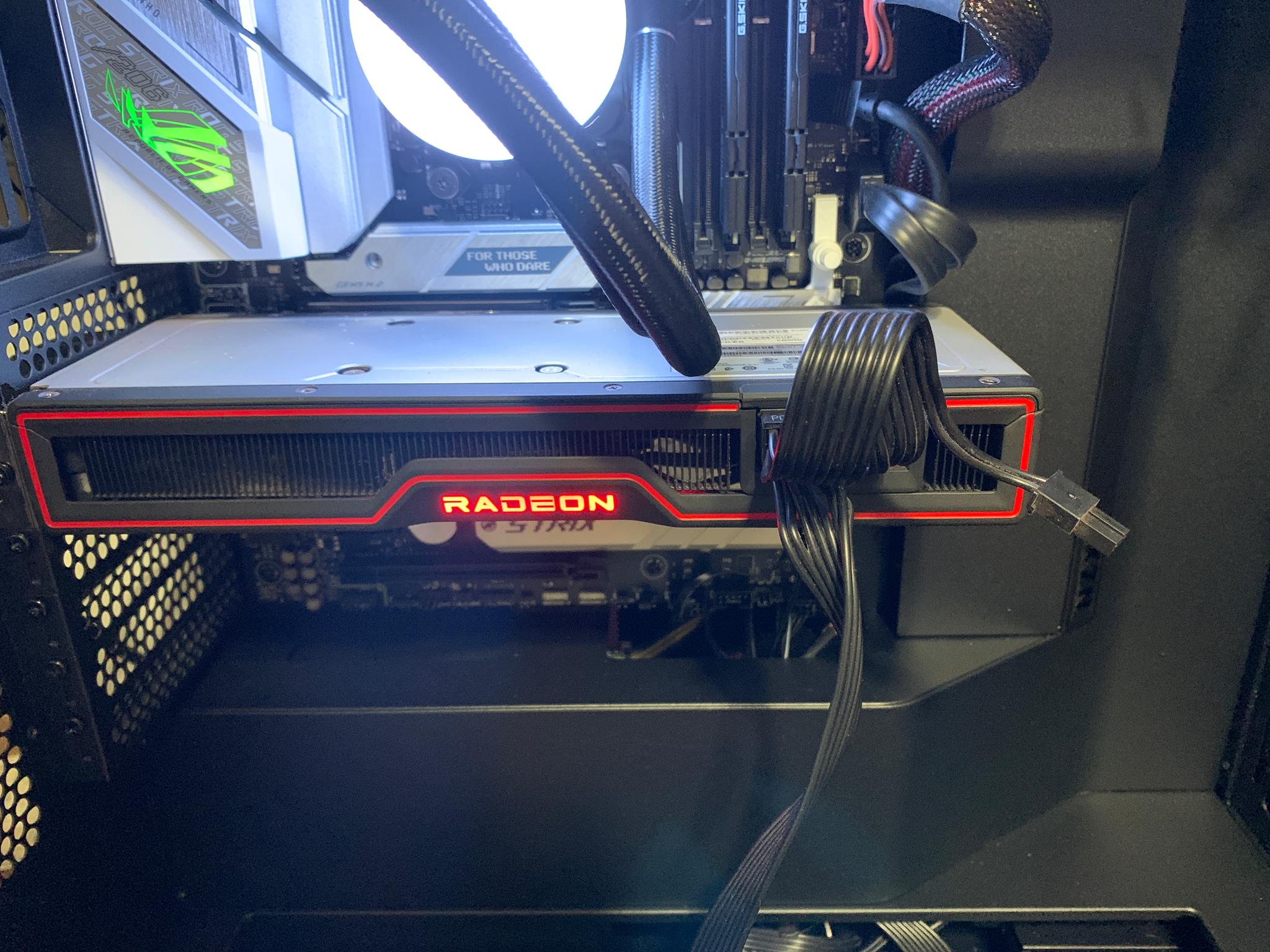 AMD Radeon 6700 XT Founders Edition