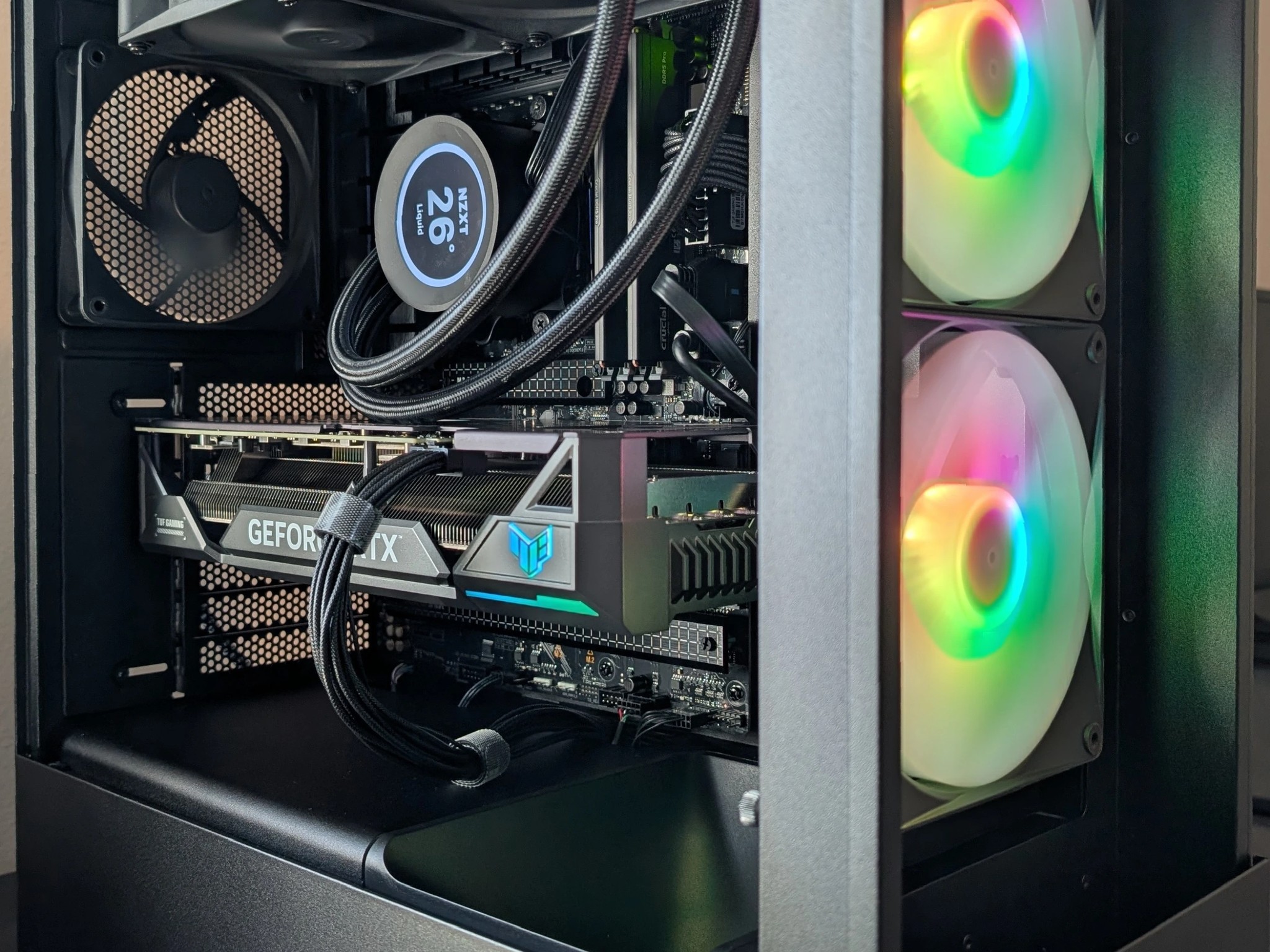|AMD Ryzen 9 9700x|ASUS TUF 4070 Ti OC|32GB DDR5|1TB SSD|