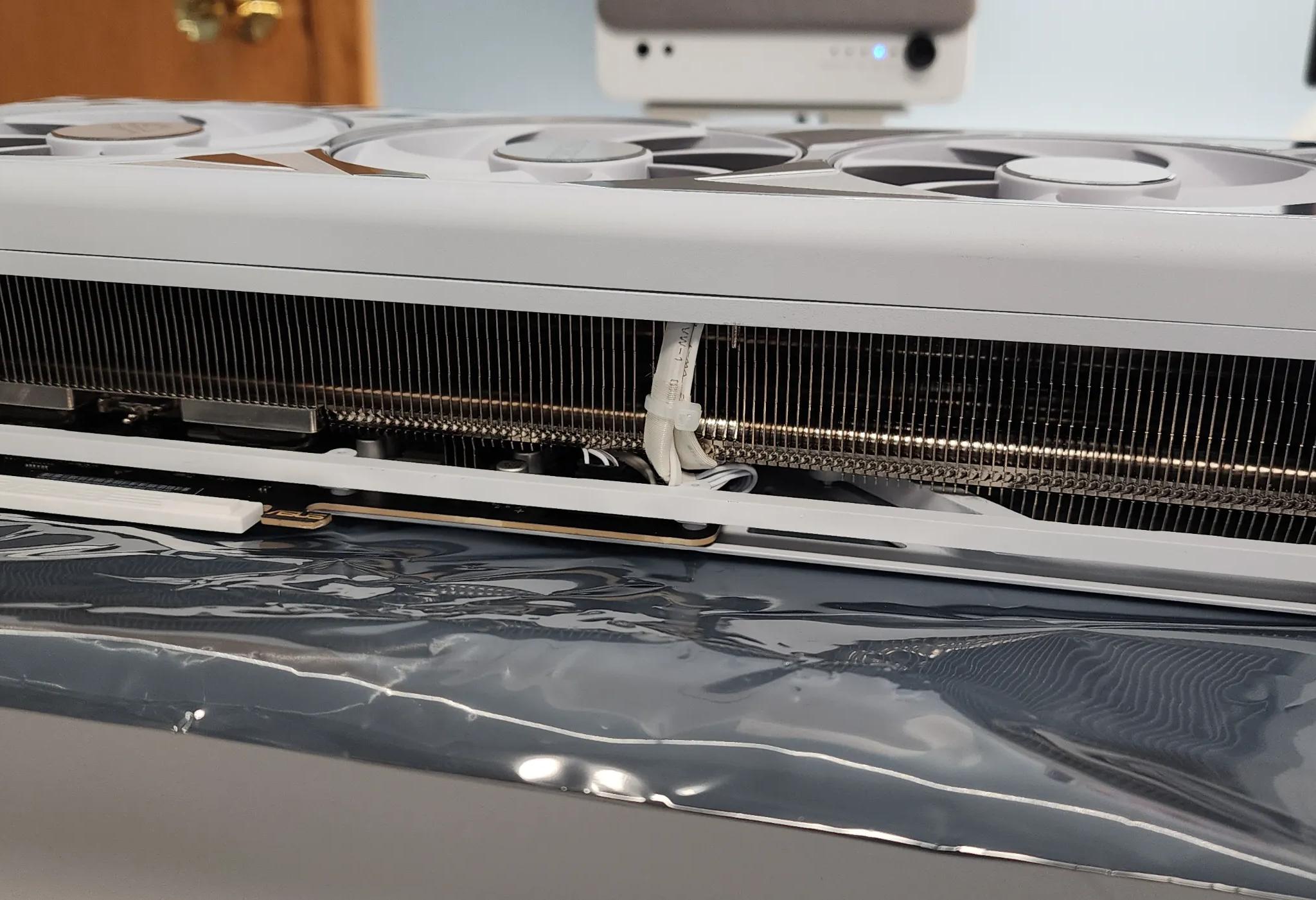 USED! RTX 4090 Asus Rog Strix OC White Edition