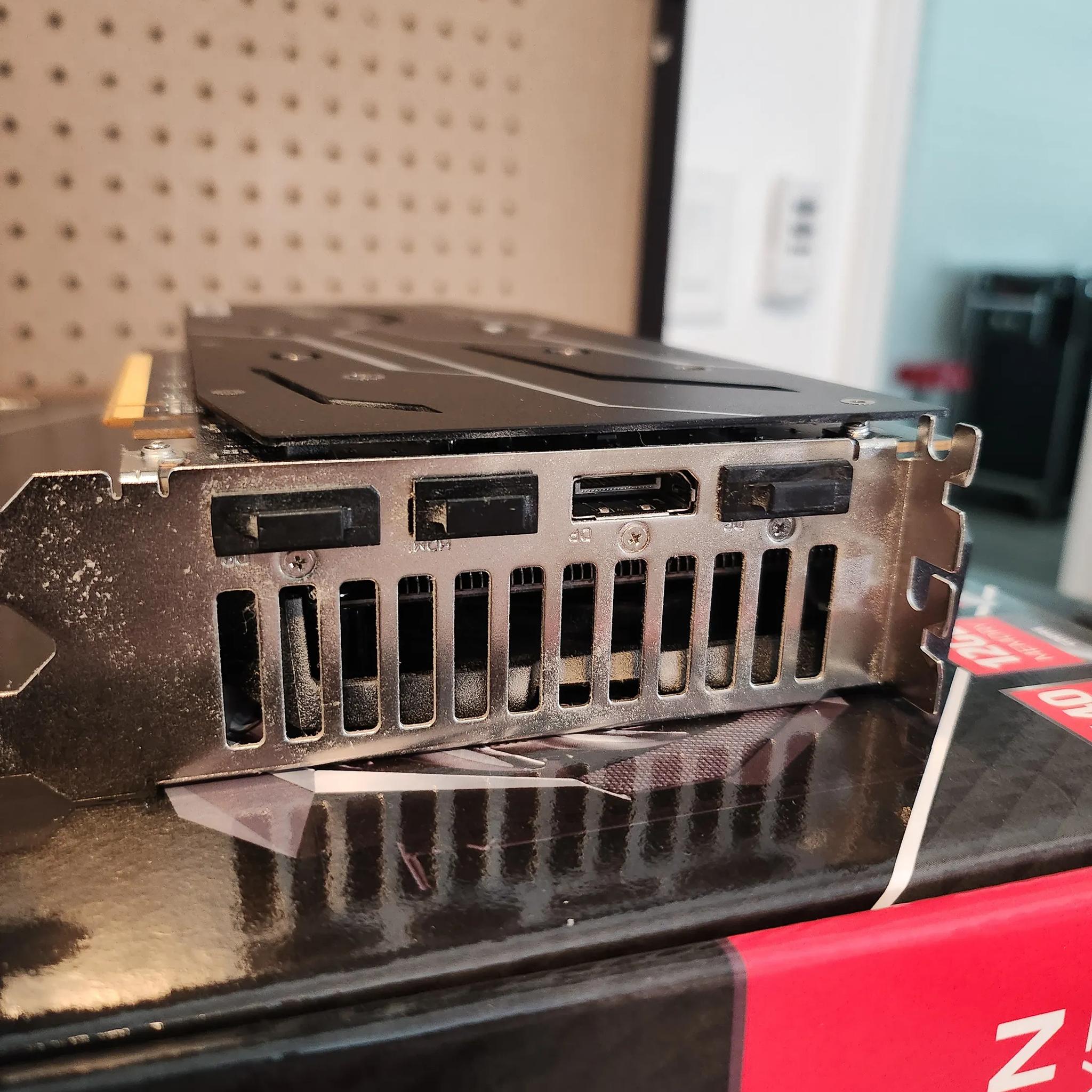 RX 6700 XT ASROCK CHALLENGER 