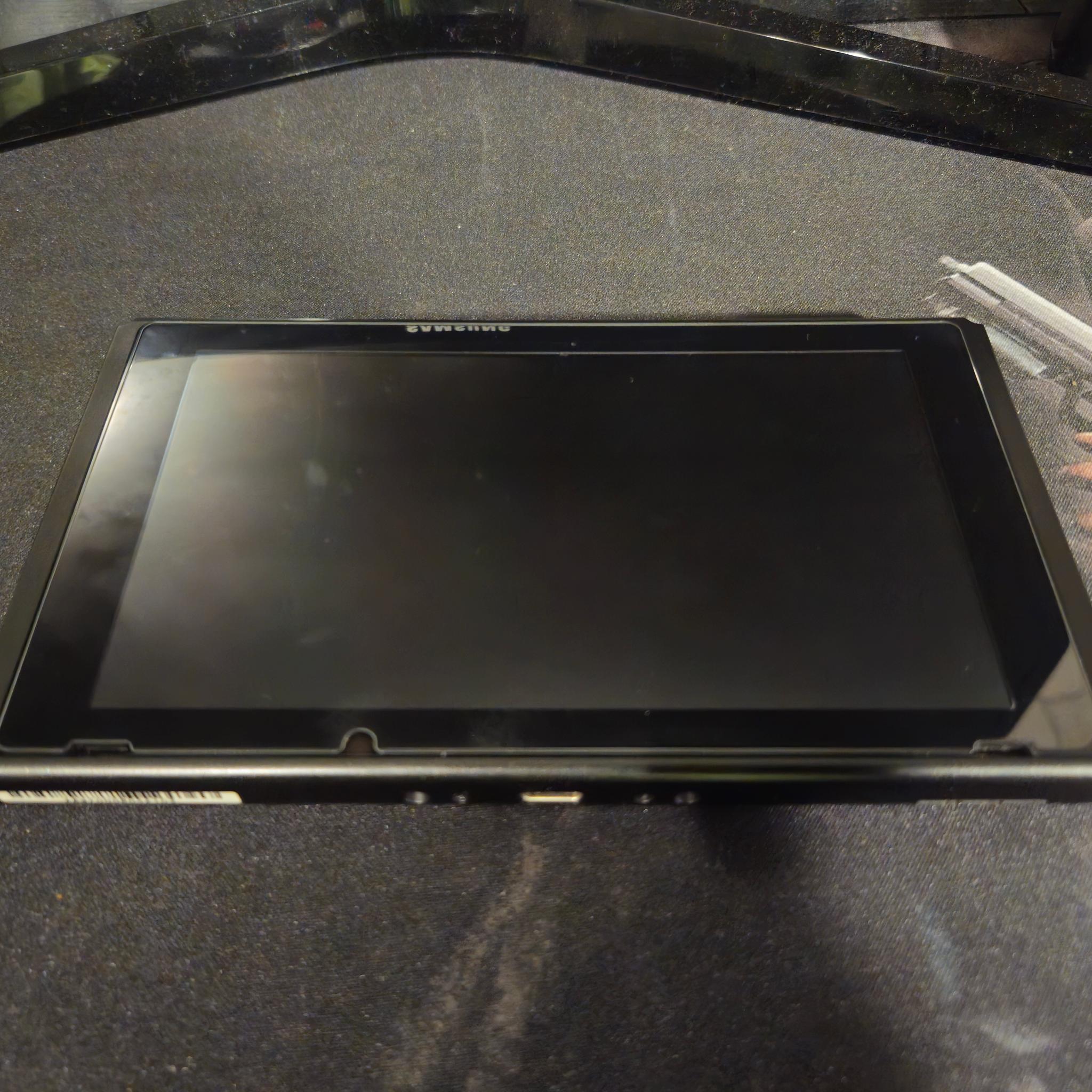 Modded Switch Tablet with Picofly Mod Very Good Condition