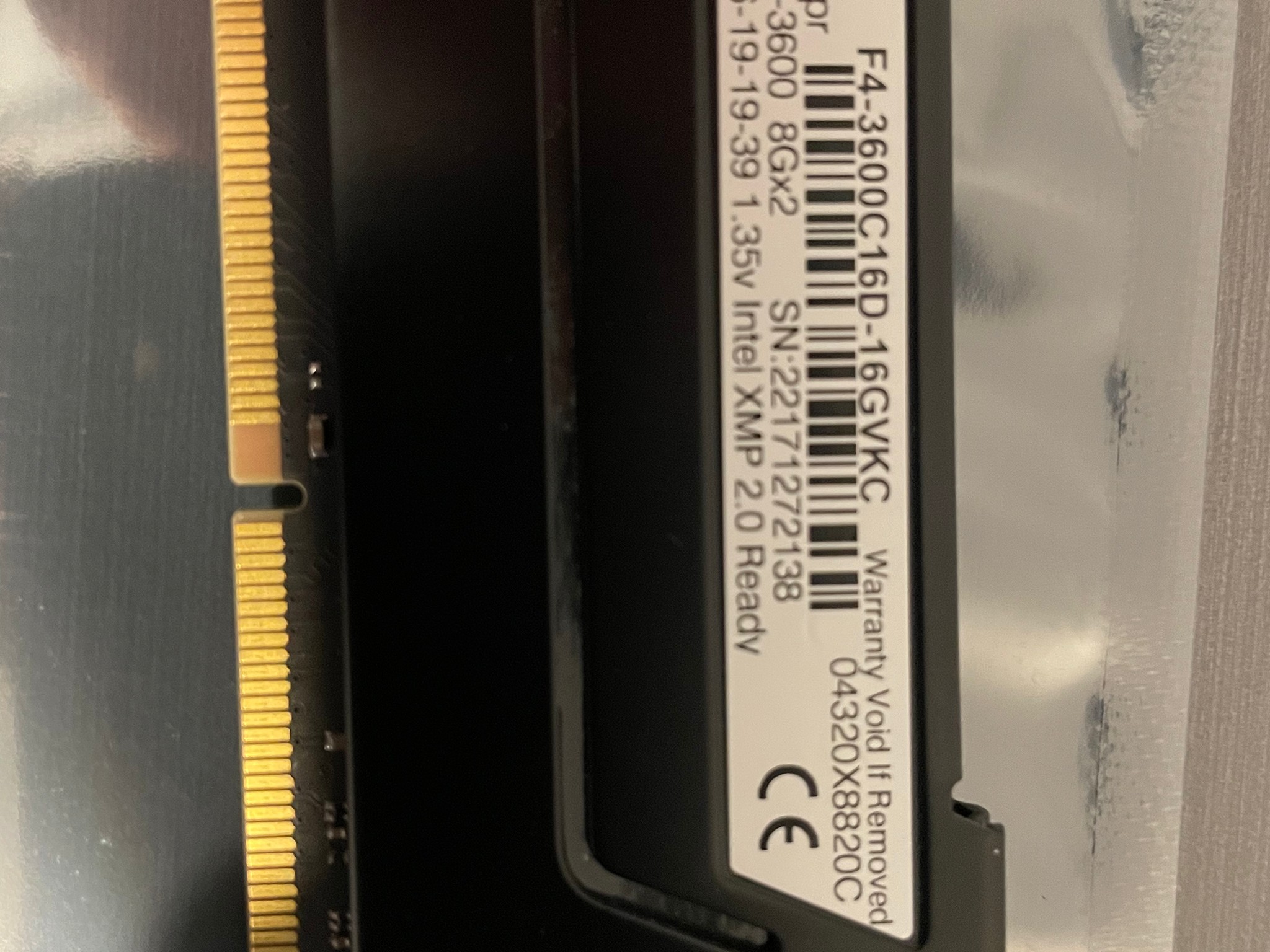 G.Skill RipJaws V Series 16GB (2 x 8GB) DDR4 3600 CL16-19-19-39 F4-3600C16D-16GVKC