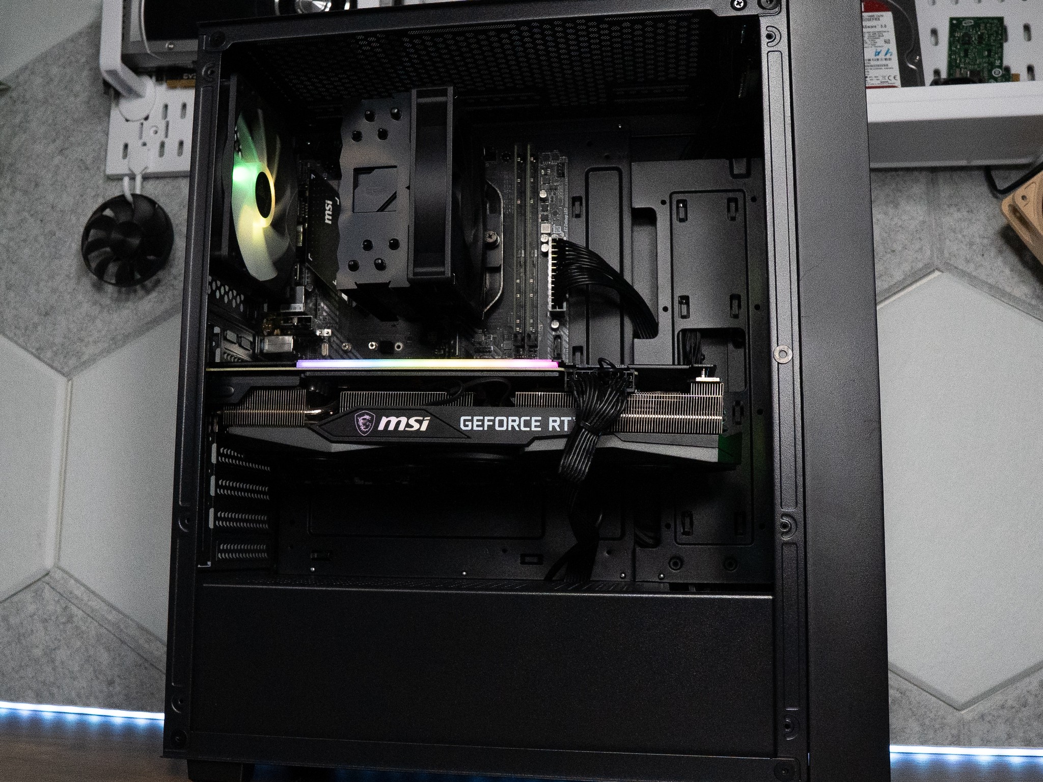 ❇️❇️ | RYZEN 9 3900X | MSI GeForce RTX 3070 Ti 8GB | 32GB DDR4 RAM | 2TB | Y2K Destiny GOLD