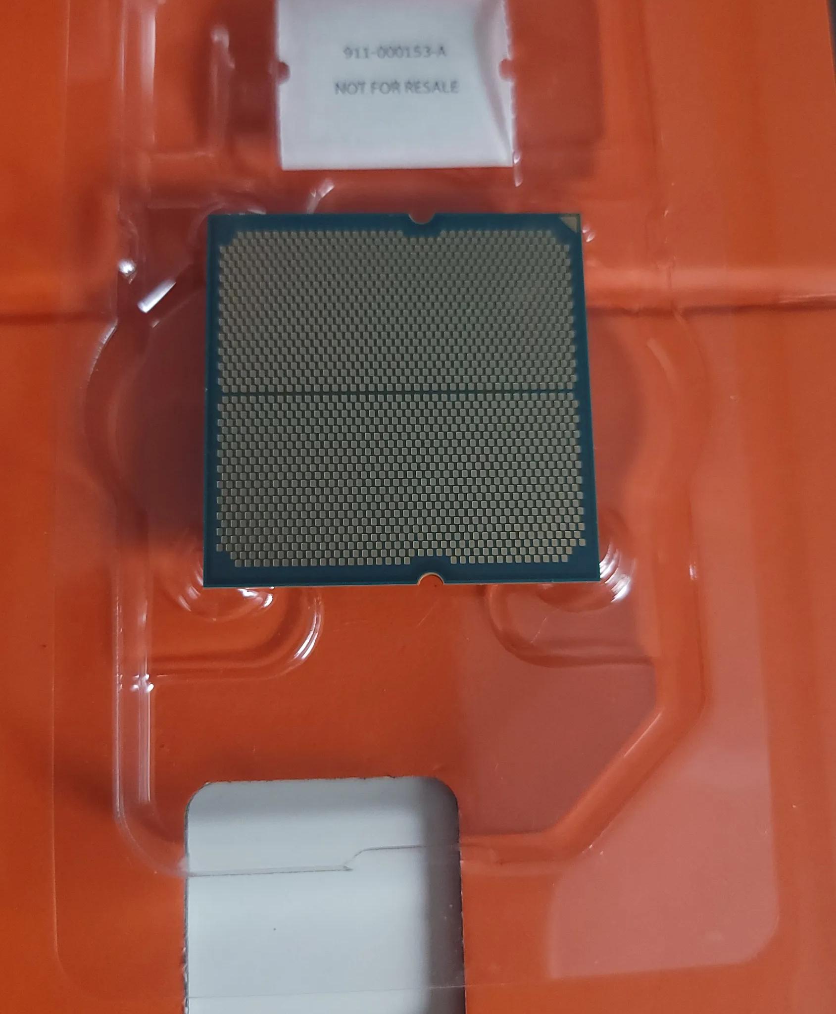 AMD Ryzen 9 7900X 12-Core, 24-Thread Unlocked Desktop Processor