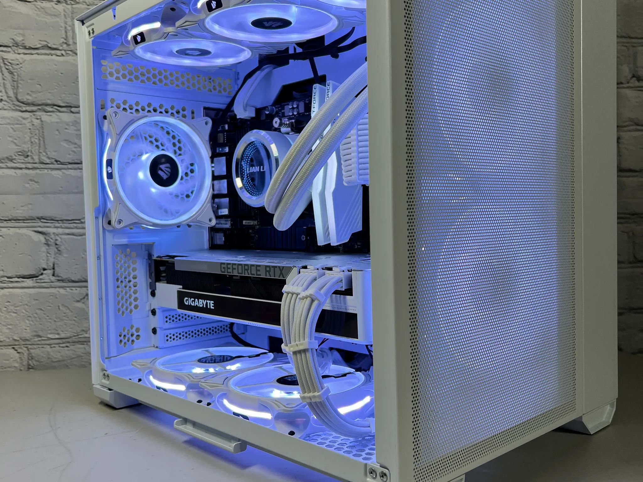 White Knight | Ryzen 7 5800X RTX 3080 High-End Gaming PC