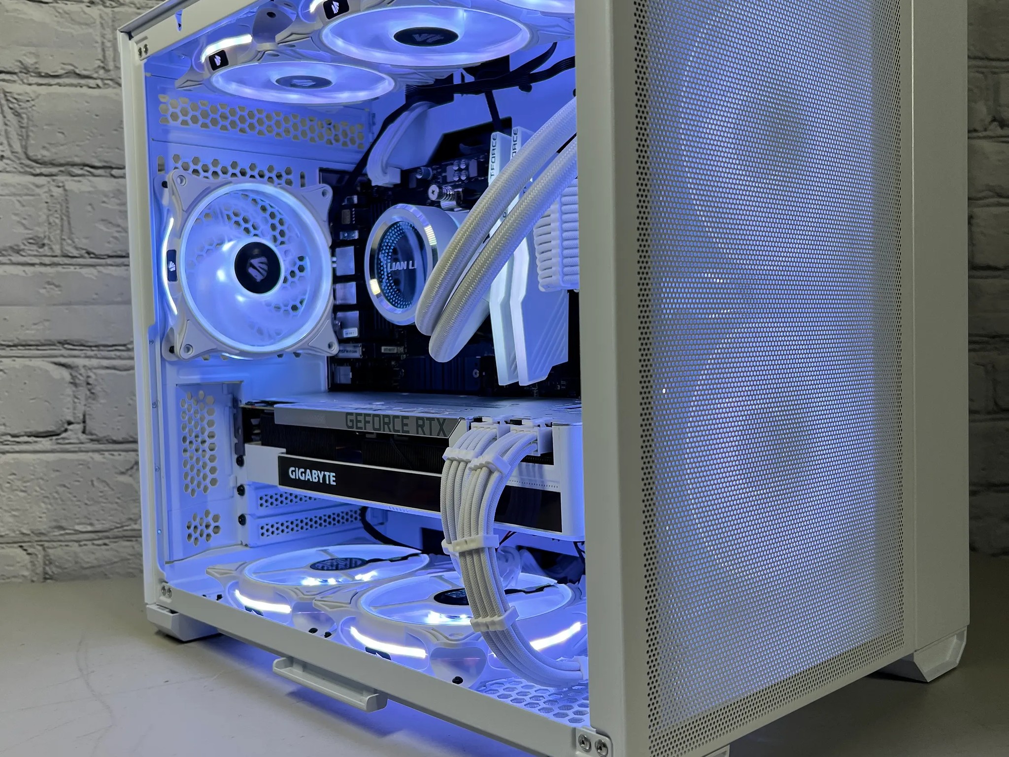 White Knight | Ryzen 7 5800X RTX 3080 High-End Gaming PC