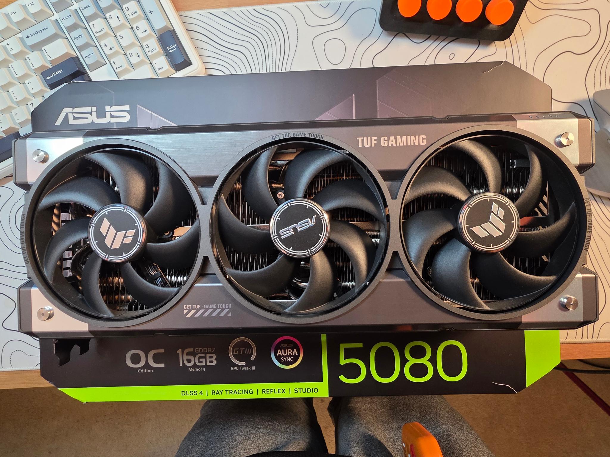 ASUS TUF Gaming GeForce RTX 5080 16GB GDDR7 OC Edition - Image 3