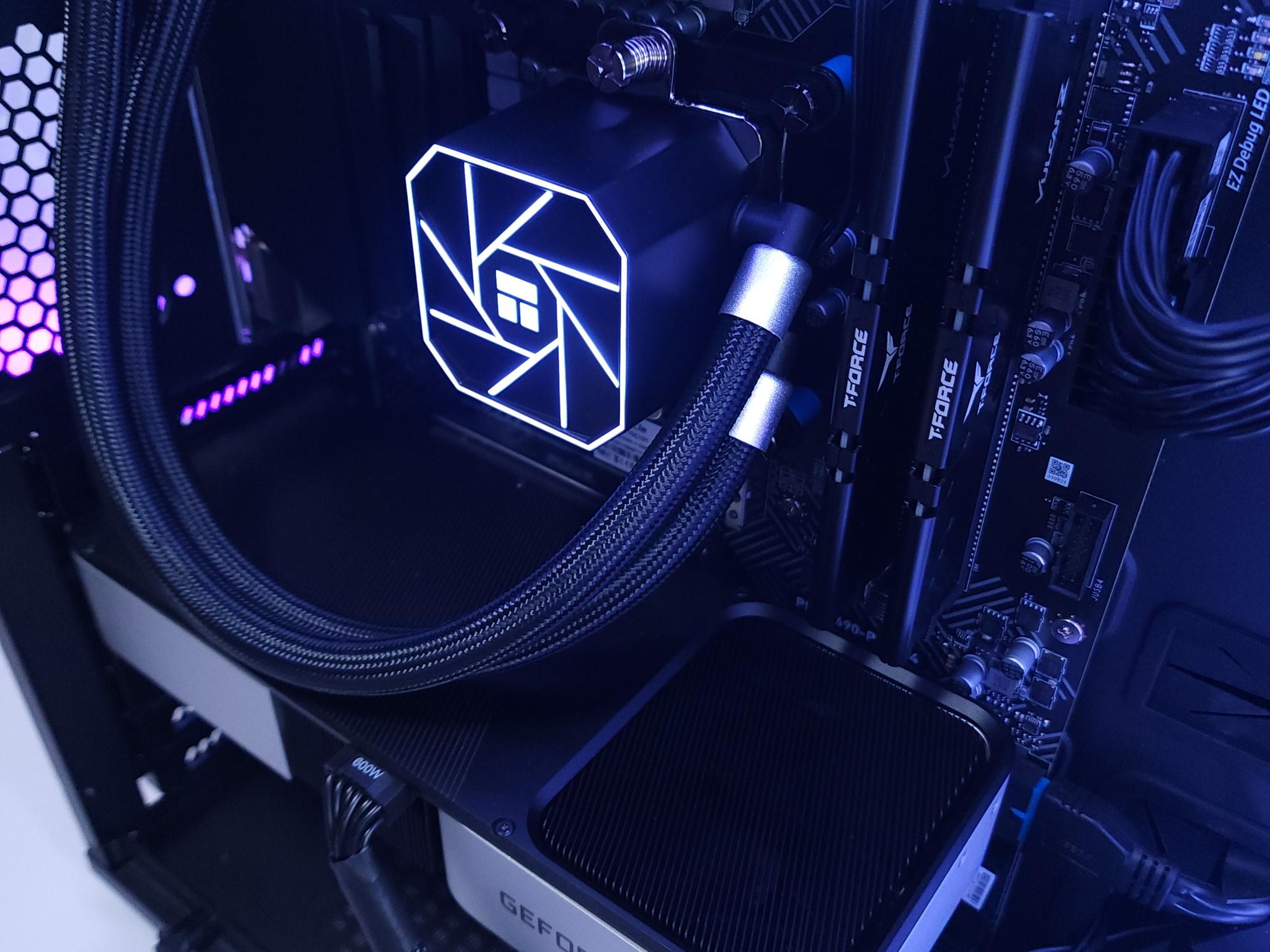 🖤🤍RTX 3060Ti | Core i5 12600KF | 16GB 3200MHz | 1TB NVMe SSD