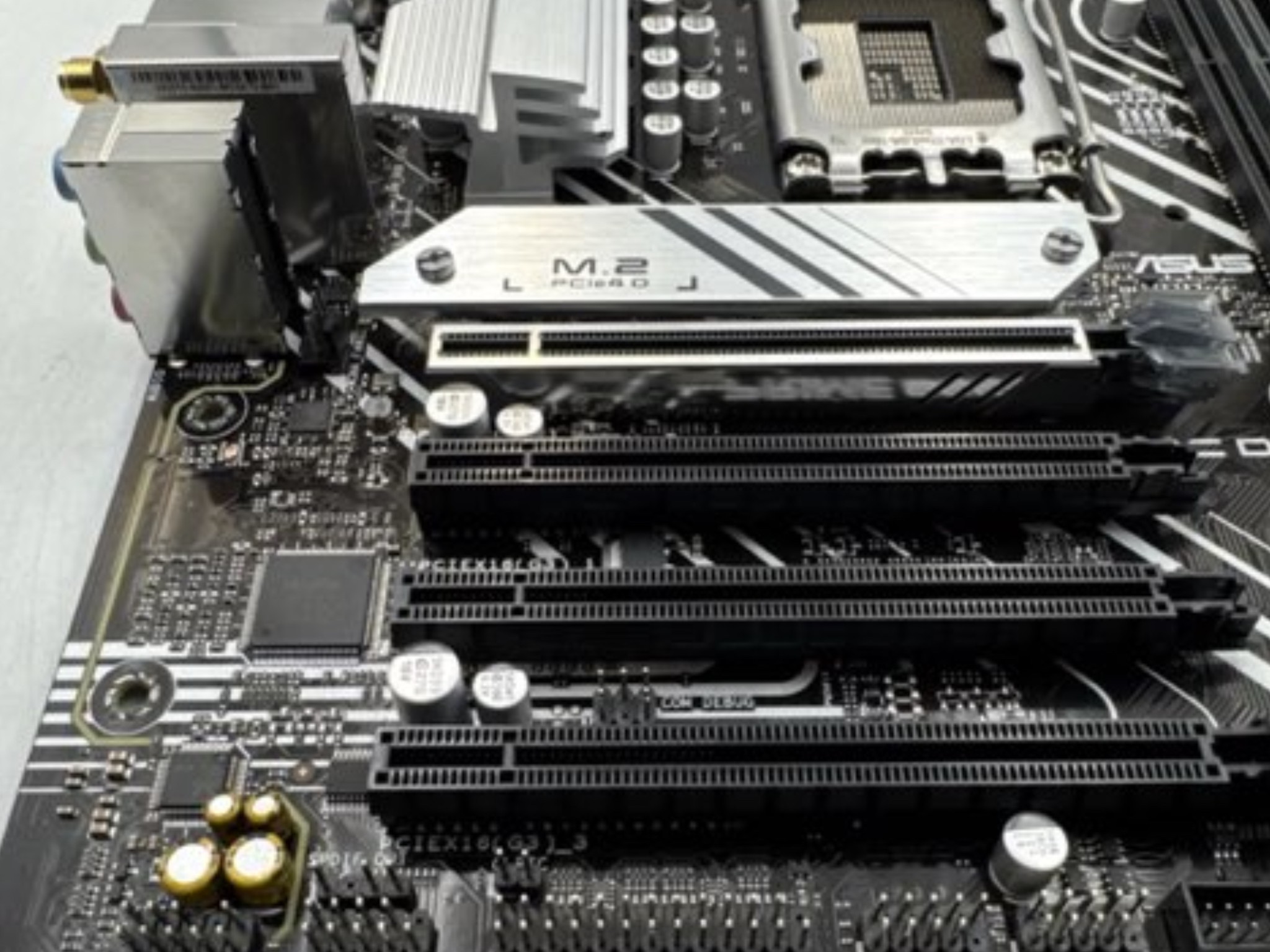 ASUS Prime B660M-A AC D4 LGA 1700 microATX Intel Motherboard