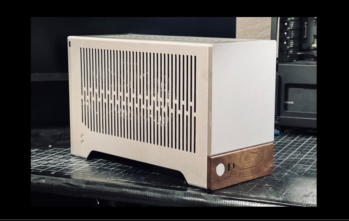 New ITX build - Fractal Terra with 5800X3D, 6950 XT, 16GB RAM, 2TB NVMe, full custom cables