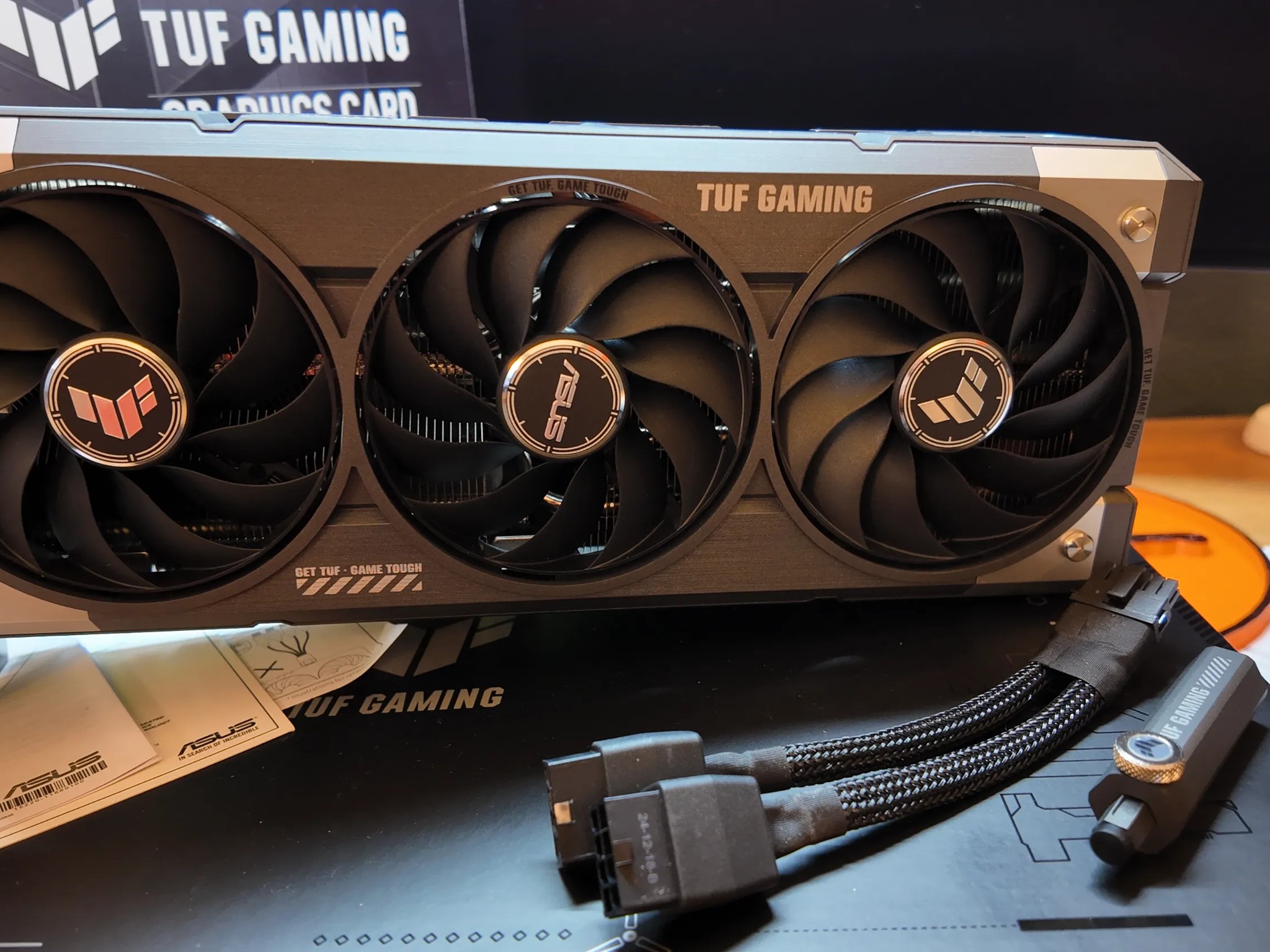 ASUS NVIDIA GeForce RTX 5060 Ti TUF Overclocked Triple Fan 16GB GDDR7 PCIe 5.0 Graphics Card