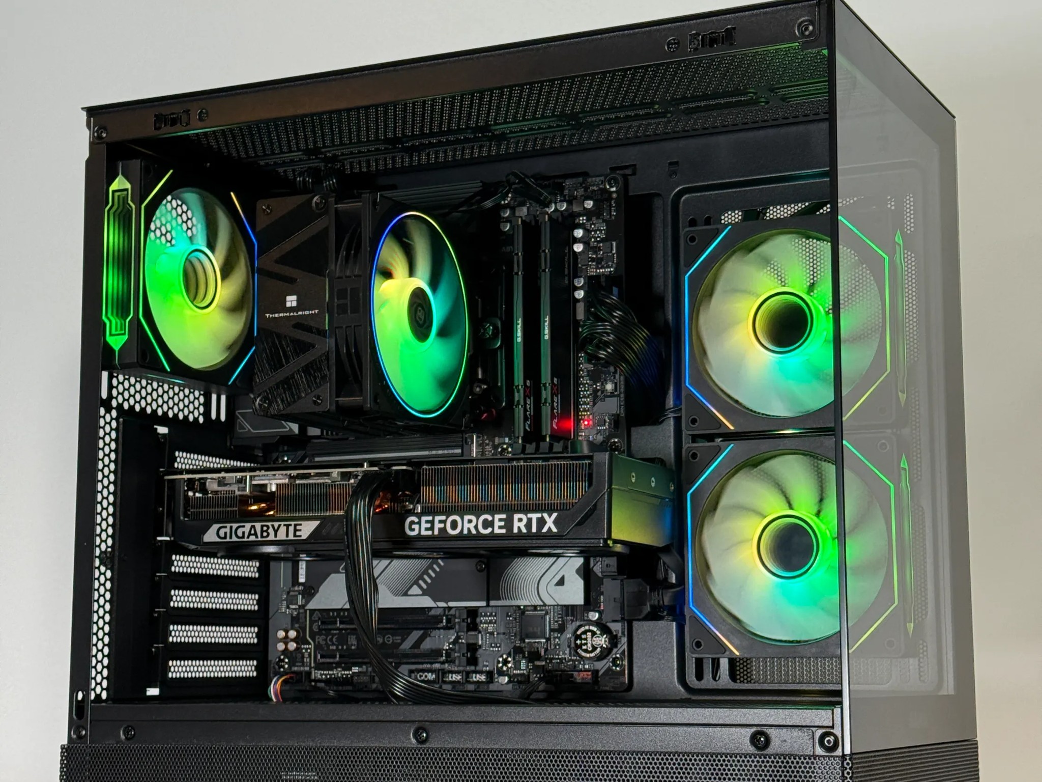RTX 5070 Ryzen 9600x Gaming PC