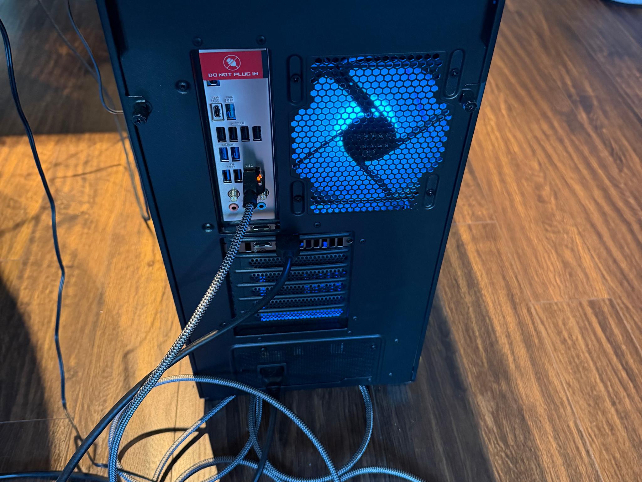 ASUS ROG G700 (2025) - AI Workload| RTX 5090 | 64GB DDR5 RAM | 2Y Warranty | Pelican 1650, C&F Ship