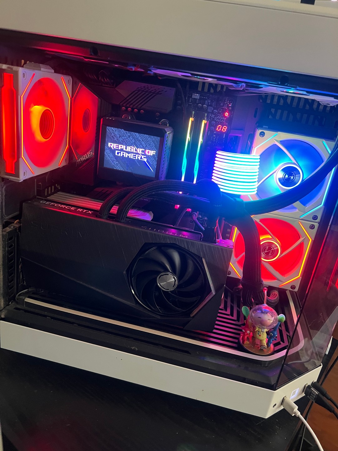 MSI SUPRIM LIQUID X GeForce RTX 4090 | Jawa