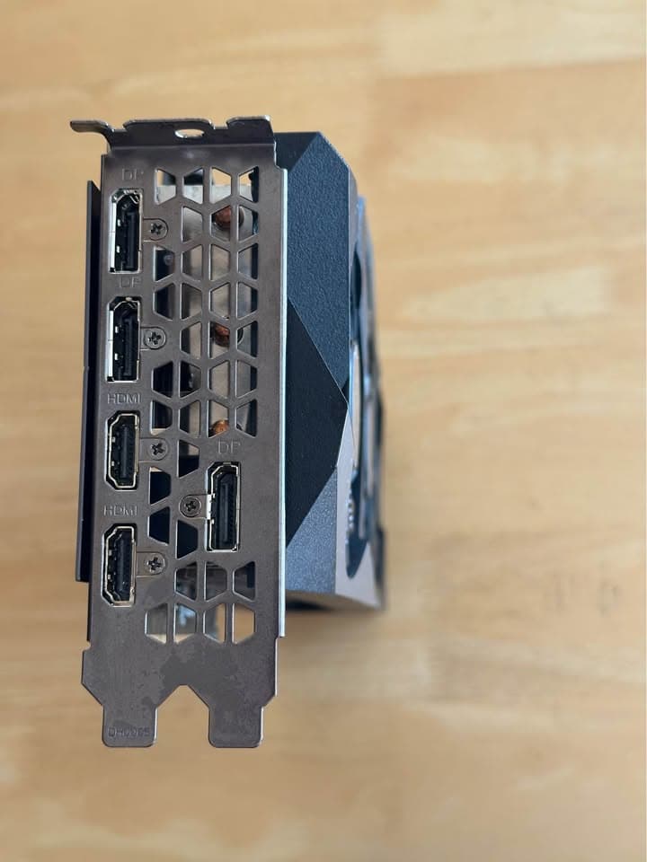 Gigabyte RTX 3080 10 GB Gaming OC with original box