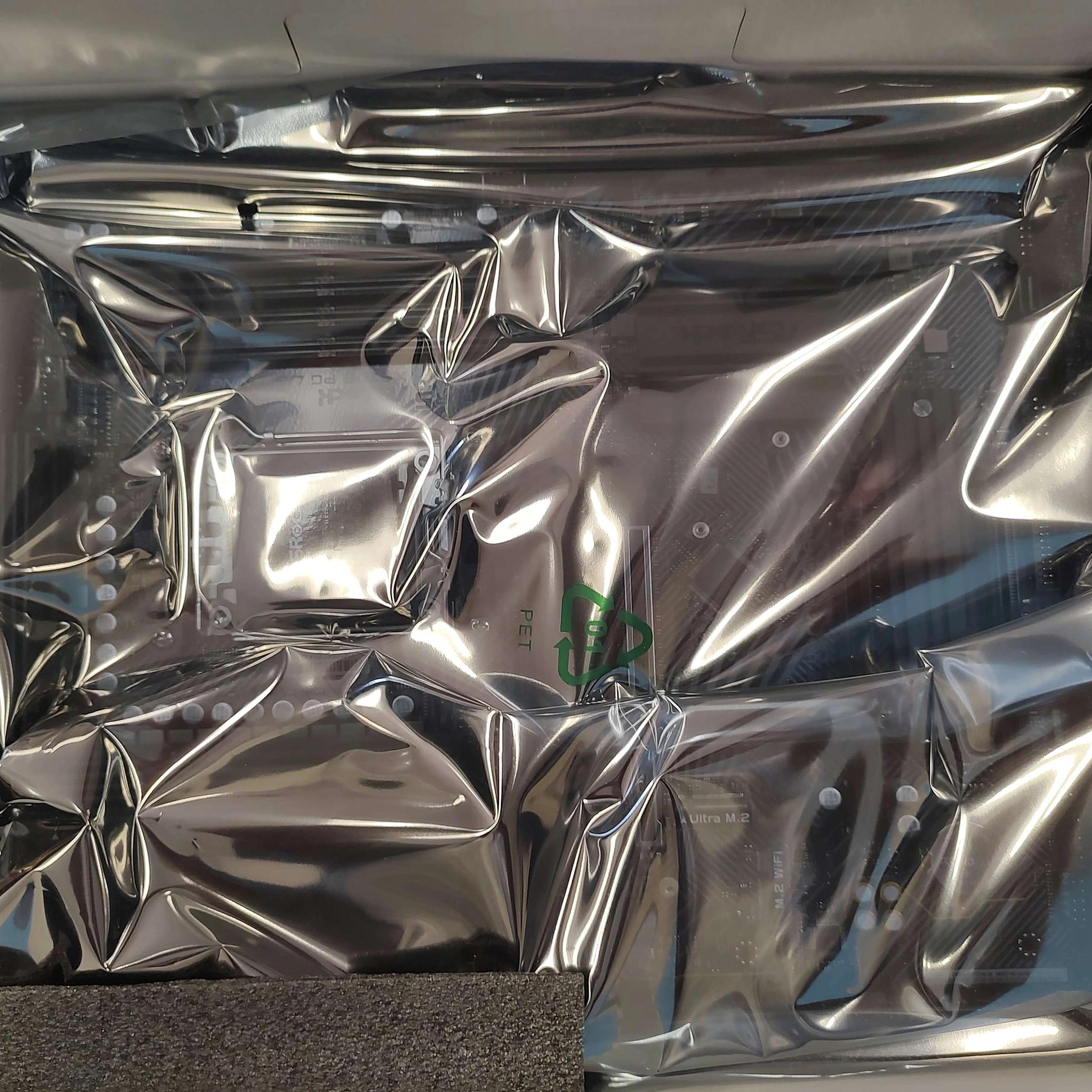 ASRock X670E PG Lightning