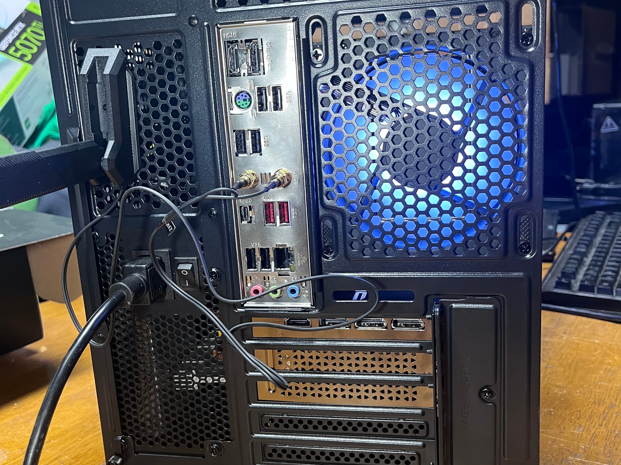 RTX 4070 Ti | Ryzen 7 8700F | 32GB RAM | 1TB NVMe | Gaming PC