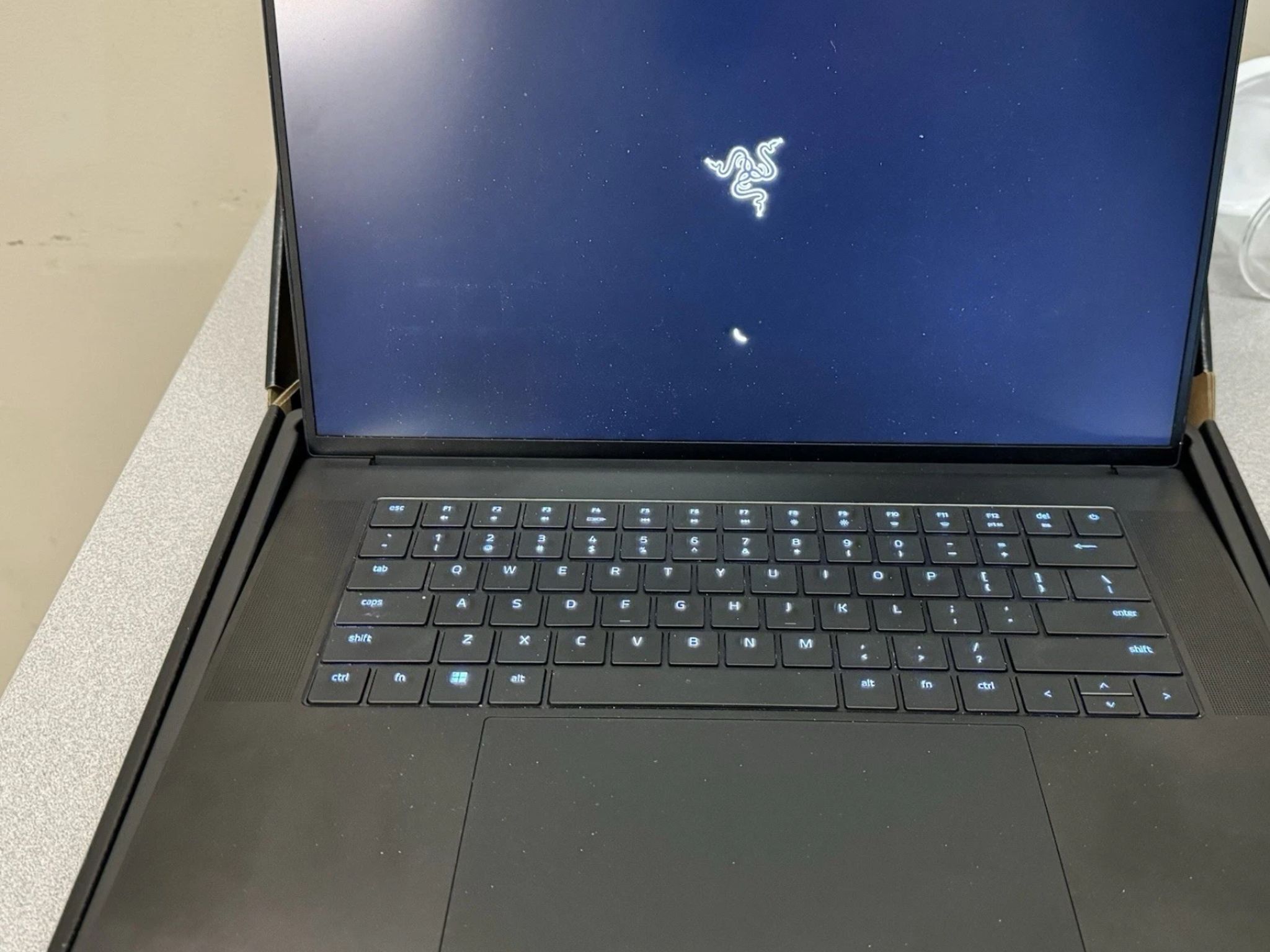 Razer Blade 16 RTX 4080 i9 13th gen